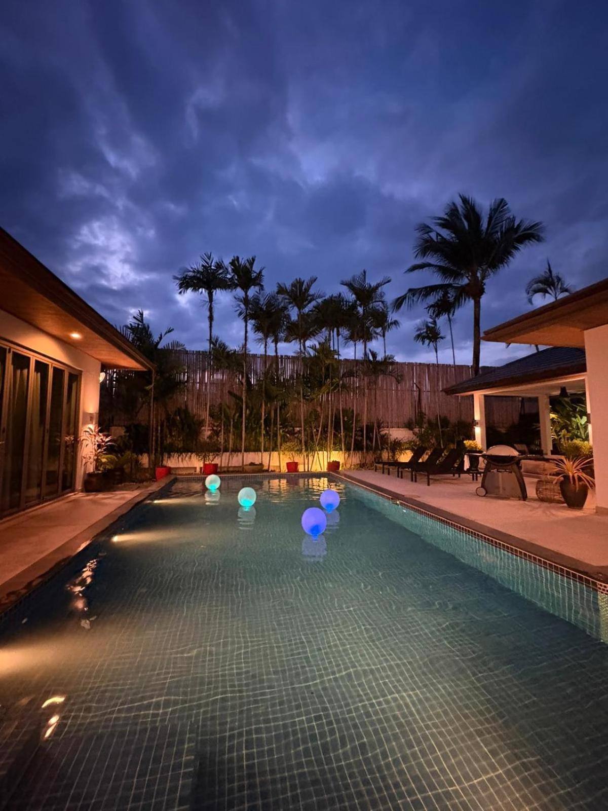 Tropical 3Br Holiday Villa With Pool, Bbq, And Shaded Patio Within Walking Distance To Bang Tao Beach *