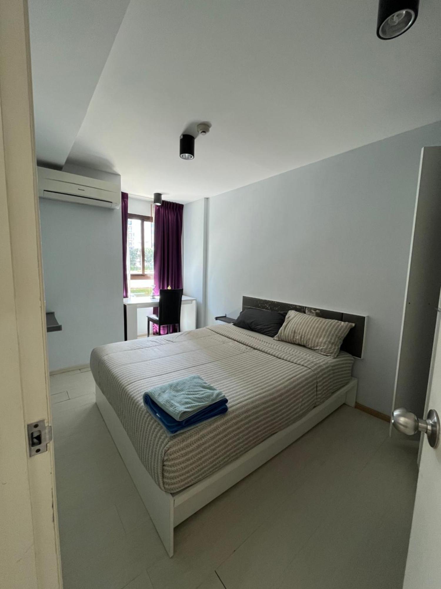 02nice Town Near Shopping Malls And Naka Night Market Apartment Phuket