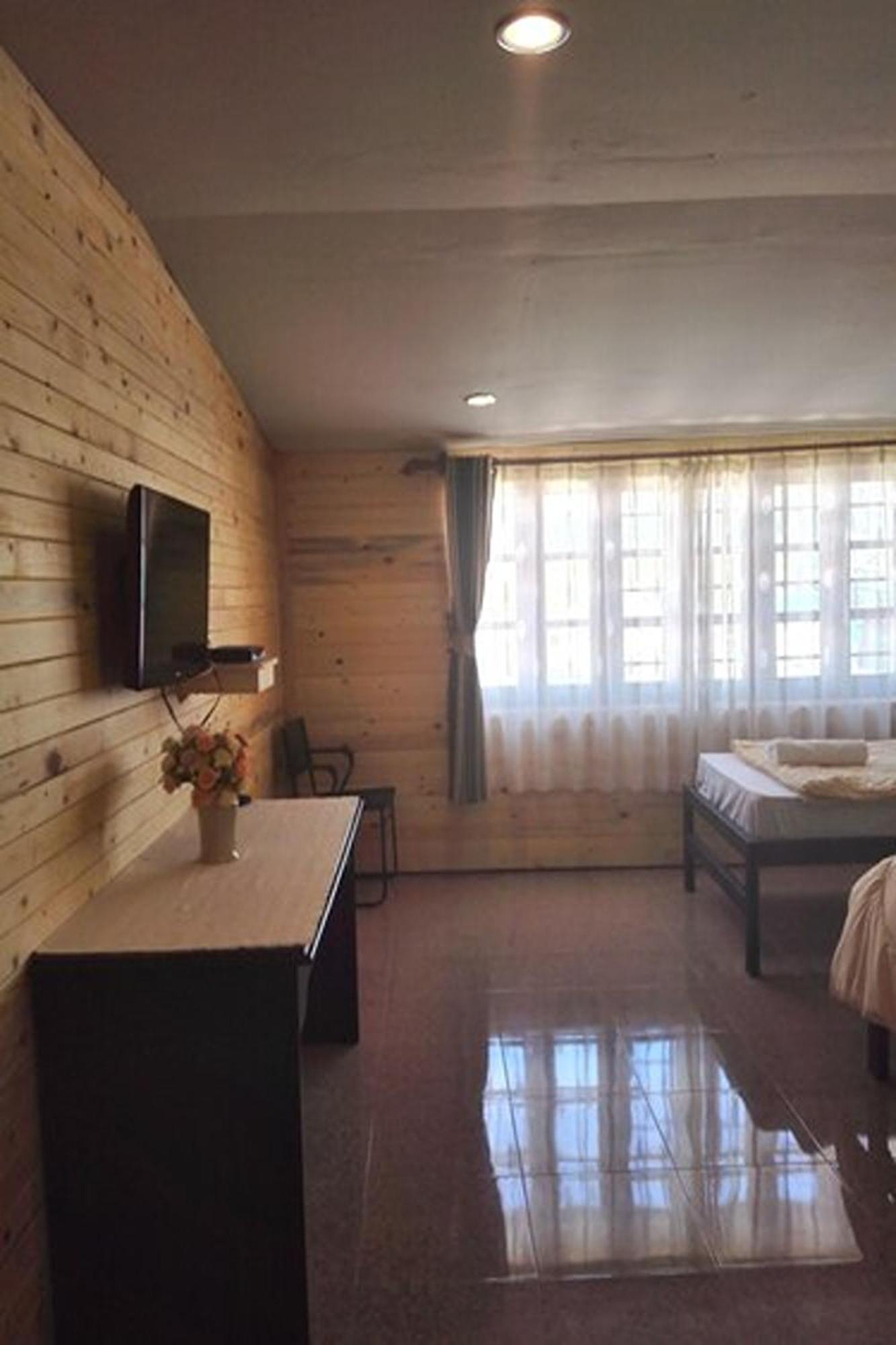 Guest house Gotum 2 & Money Exchange Phuket