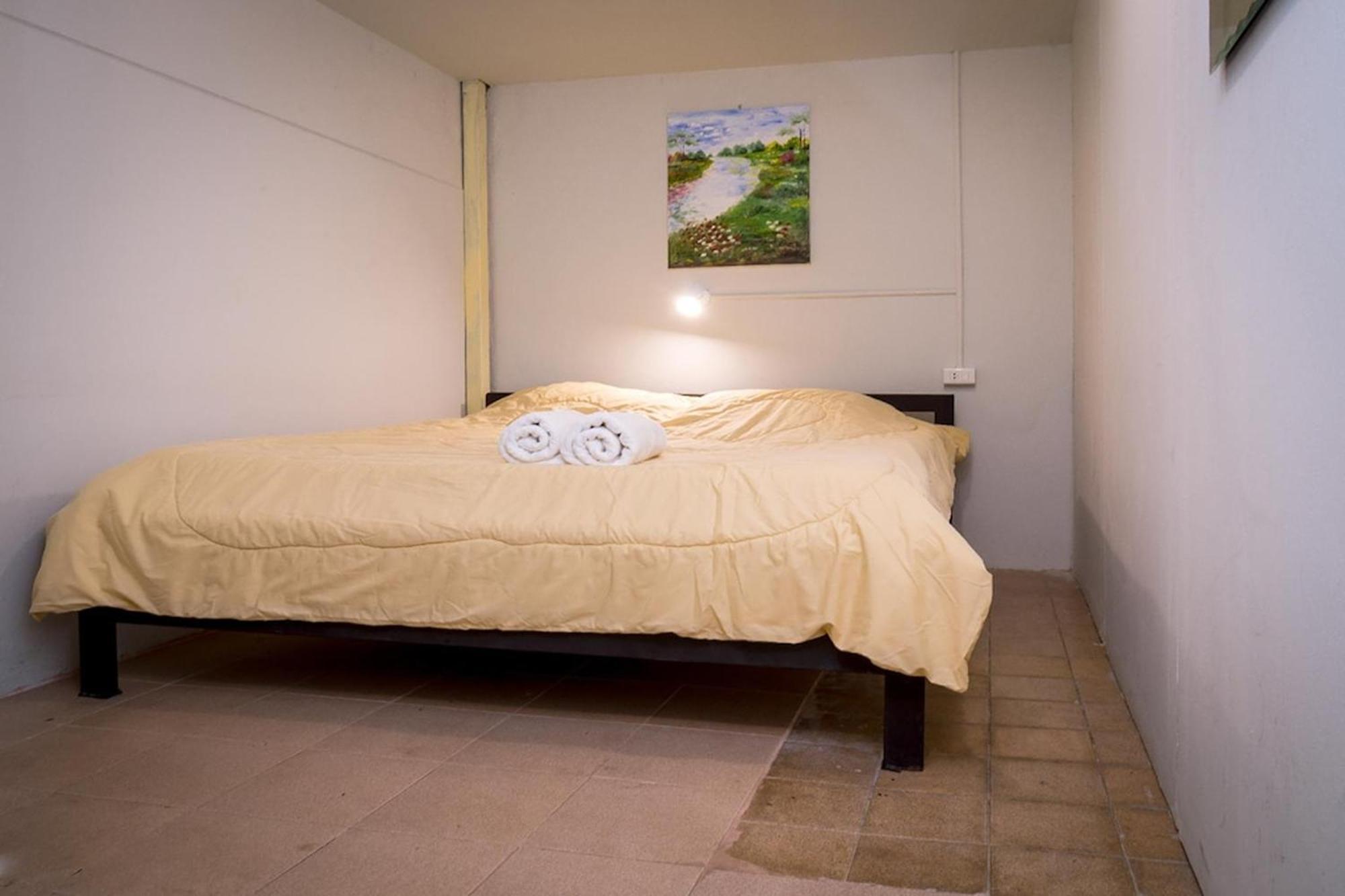 Gotum 2 & Money Exchange Guest house
