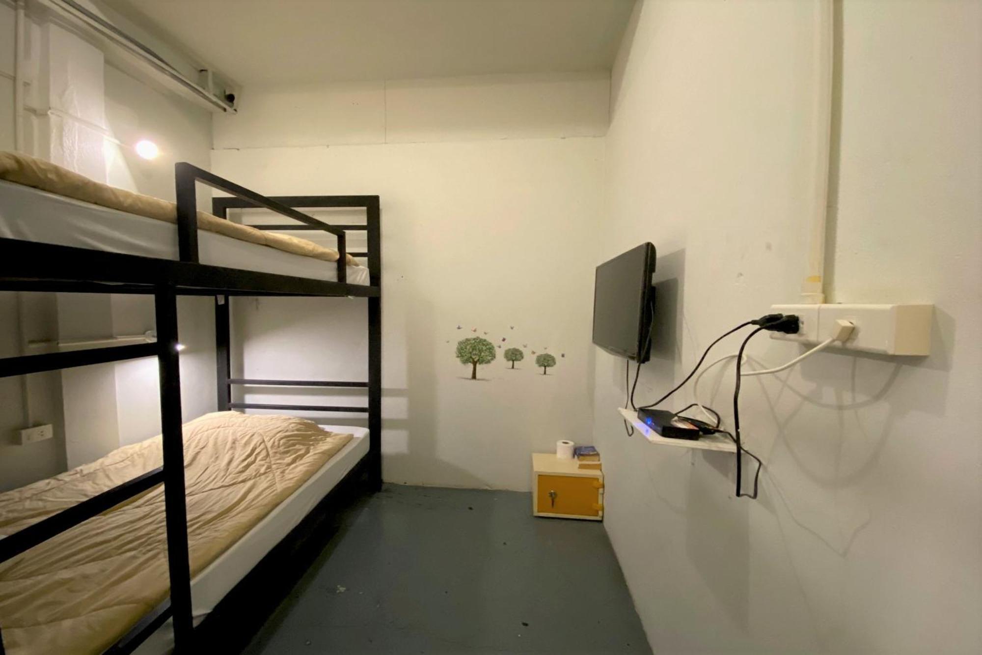 Gotum 2 & Money Exchange Guest house 2*