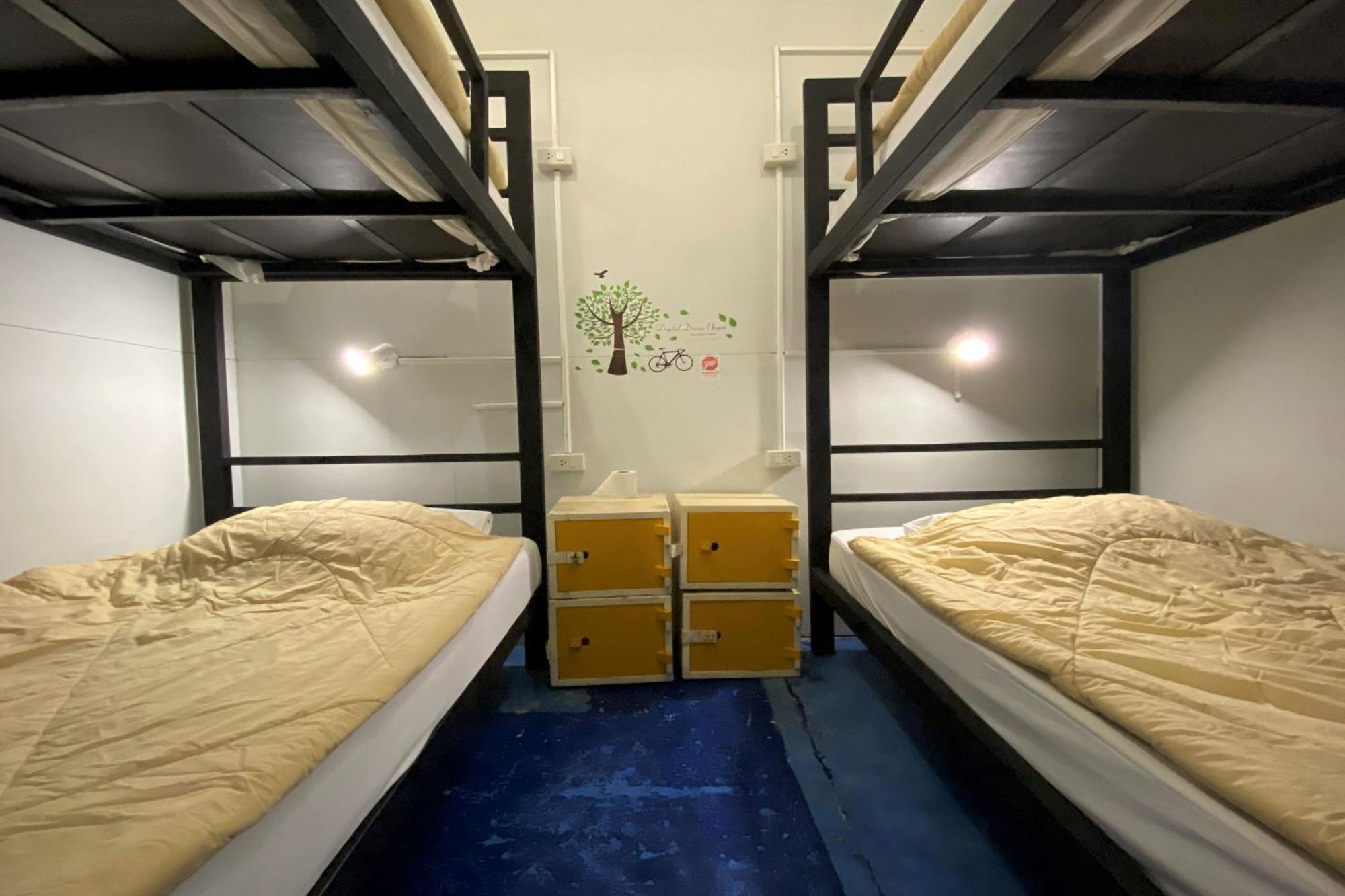Guest house Gotum 2 & Money Exchange Phuket