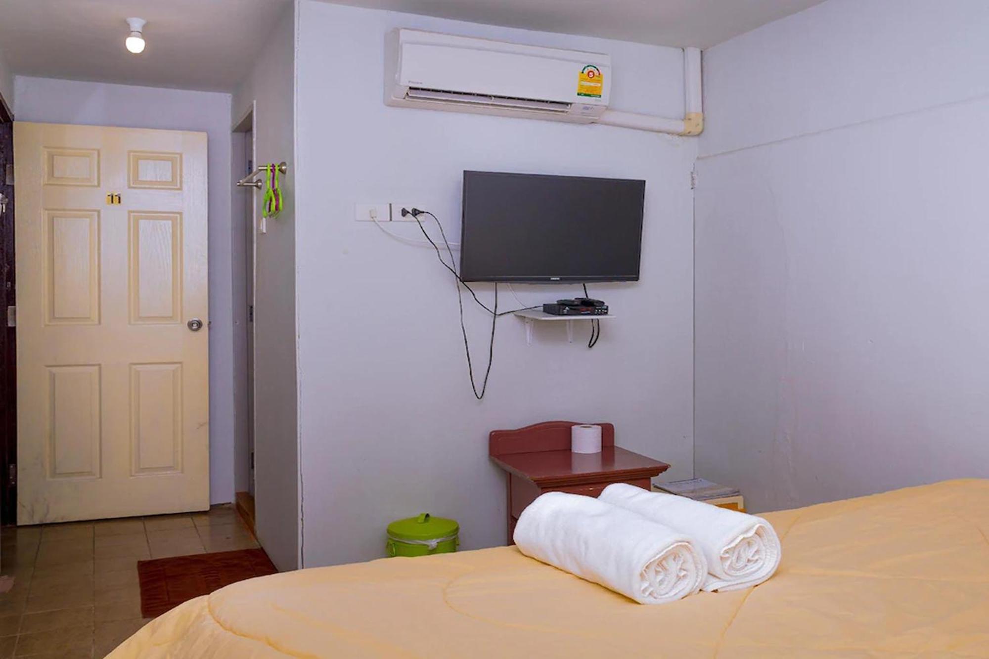Guest house Gotum 2 & Money Exchange Phuket