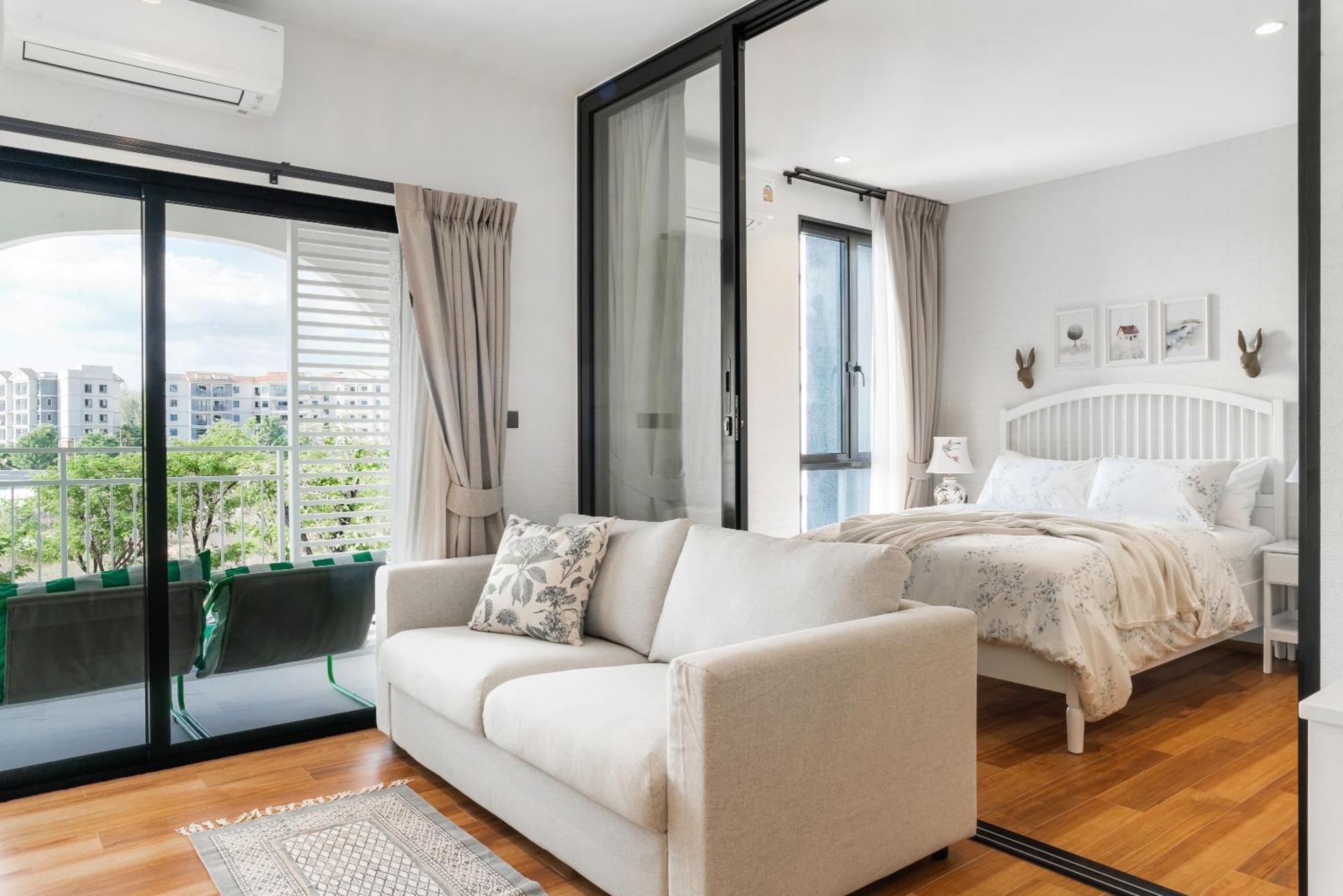 Apartment Title Halo Romantic Nai Yang