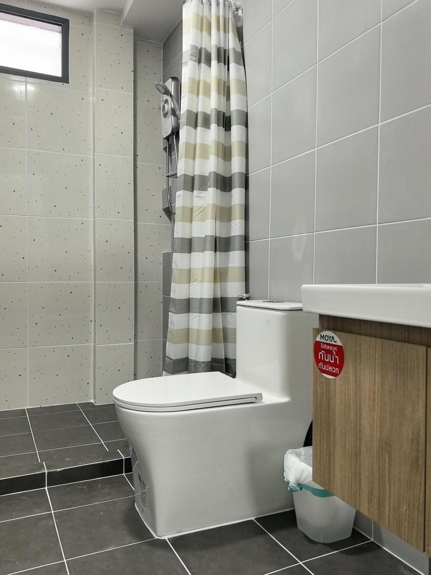 150 Square Meters 3br With Parking Townhouse Near Golf Course, Uwc School, Nayang Beach, Airport * Ban Muang Mai
