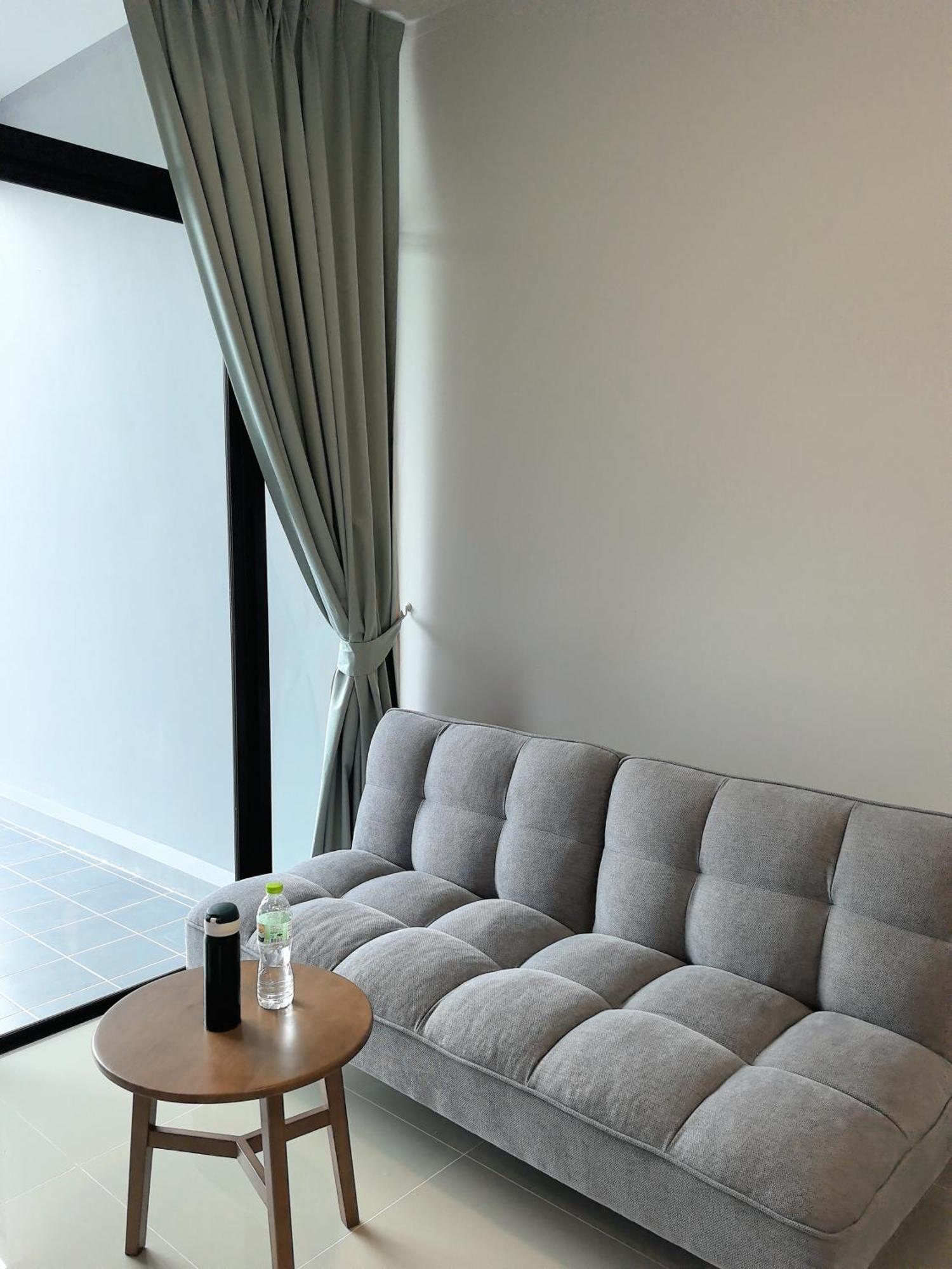 150 Square Meters 3br With Parking Townhouse Near Golf Course, Uwc School, Nayang Beach, Airport *