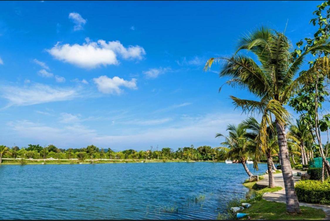 Miracle Lakeview Appartement Chalong