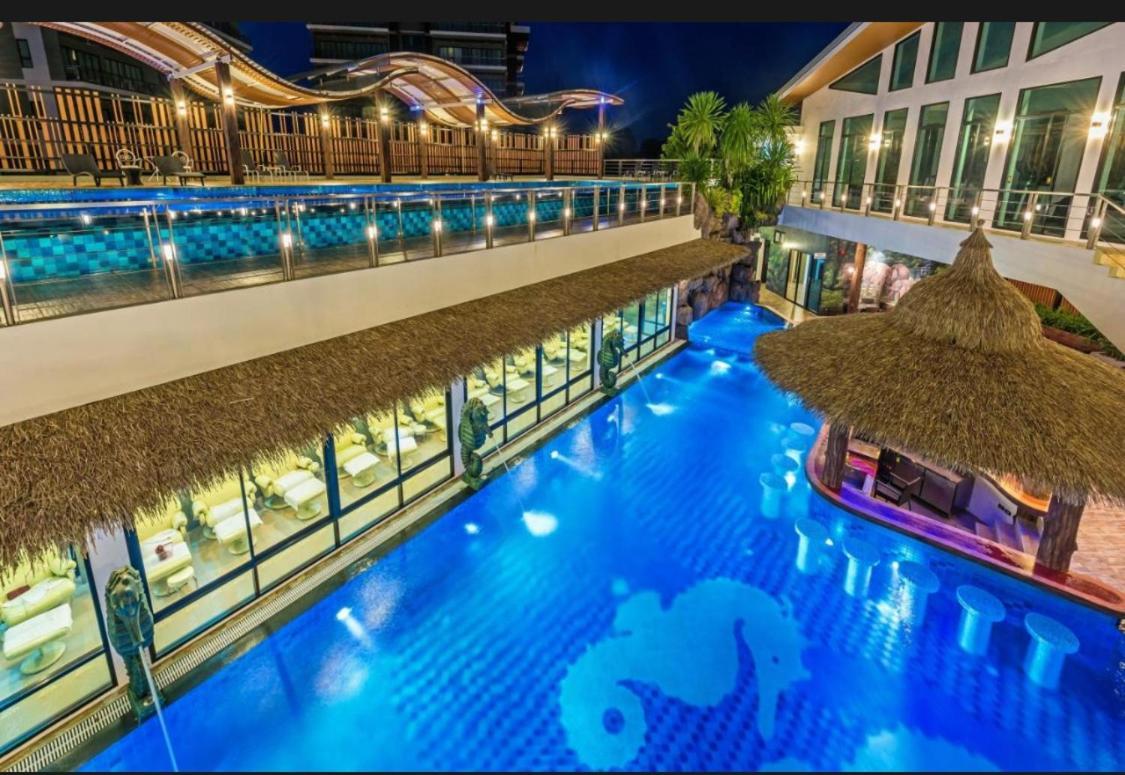 Appartement Miracle Lakeview Chalong
