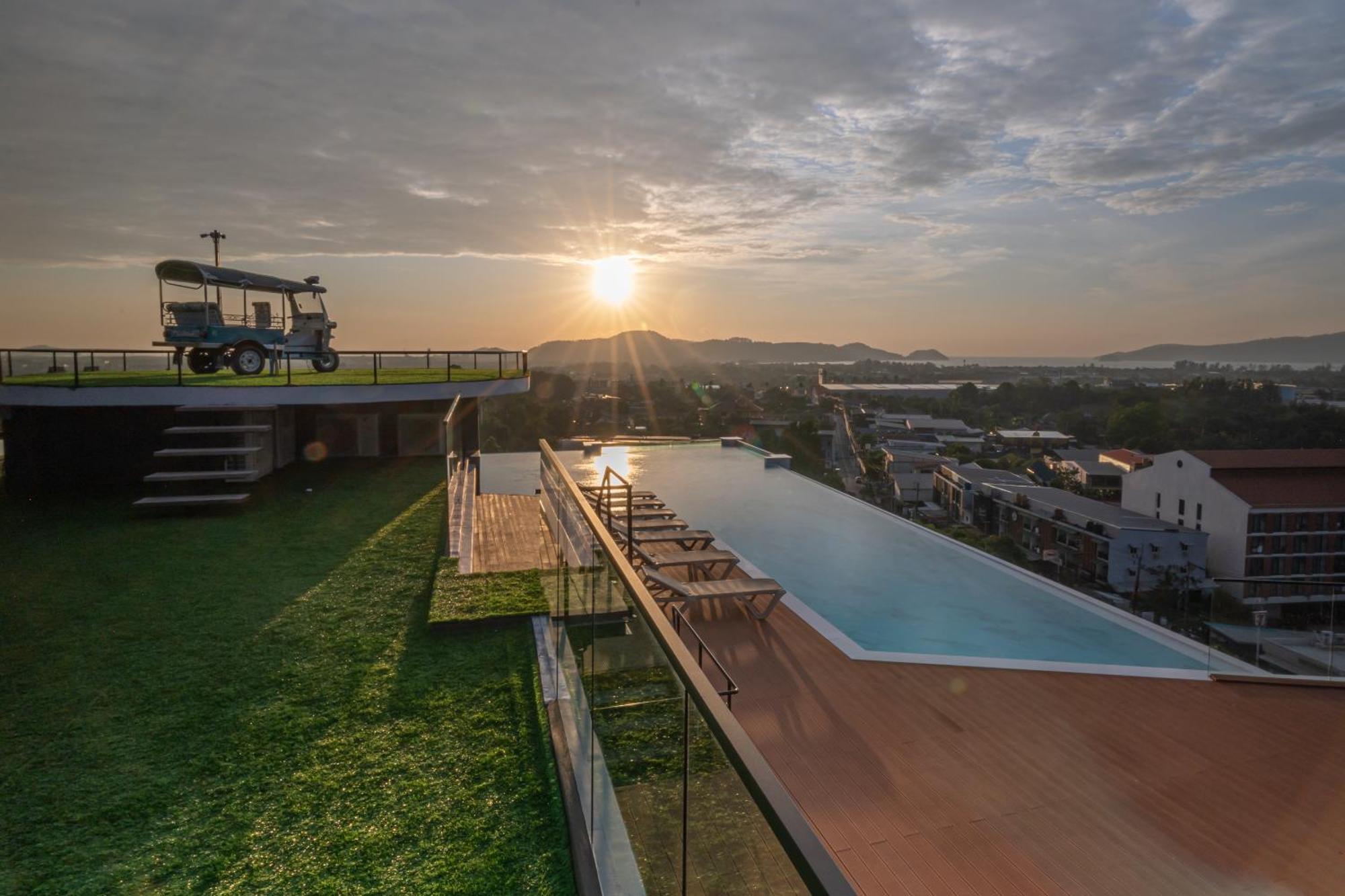 The Blue Mavi Hotel