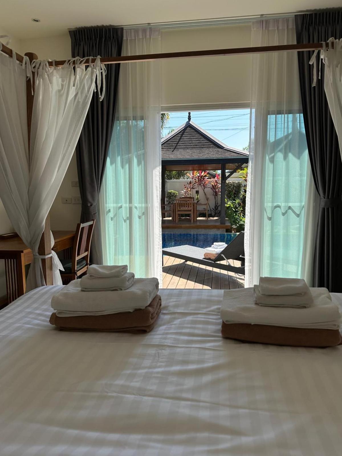 Charming At Layan Villa *