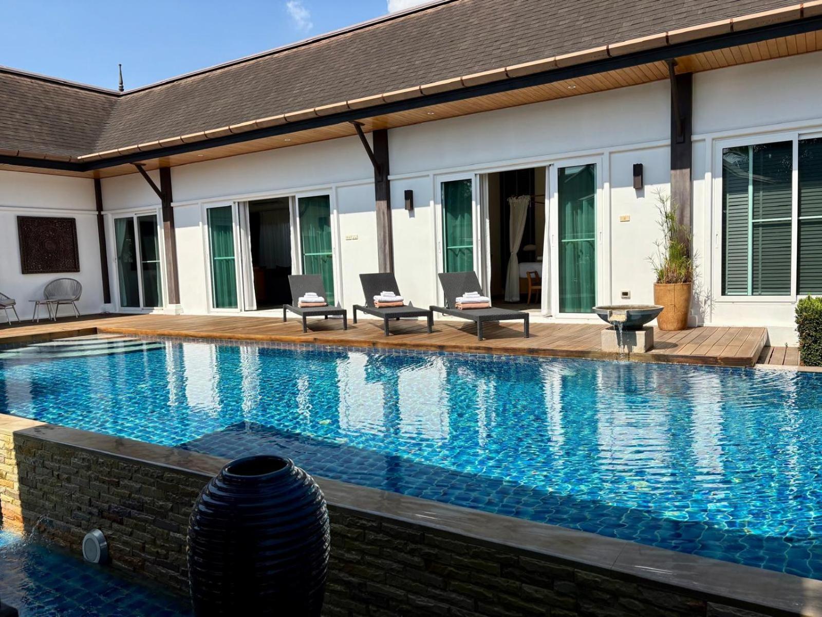 Charming At Layan Villa *