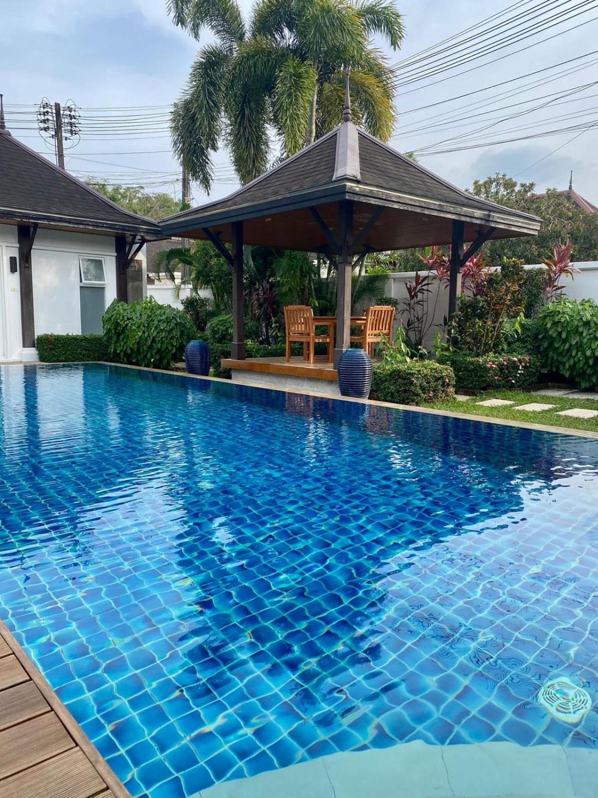 Villa Charming At Layan Thalang