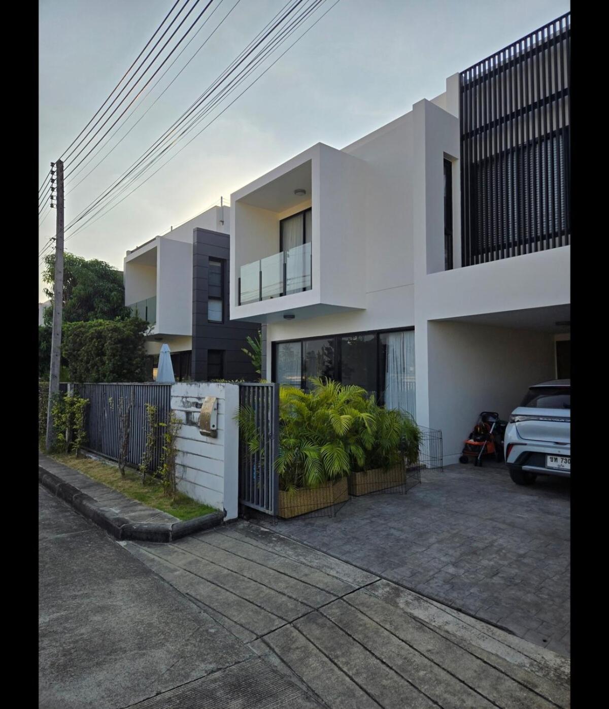 Villa 4 Bedroom Laguna Pool Thalang