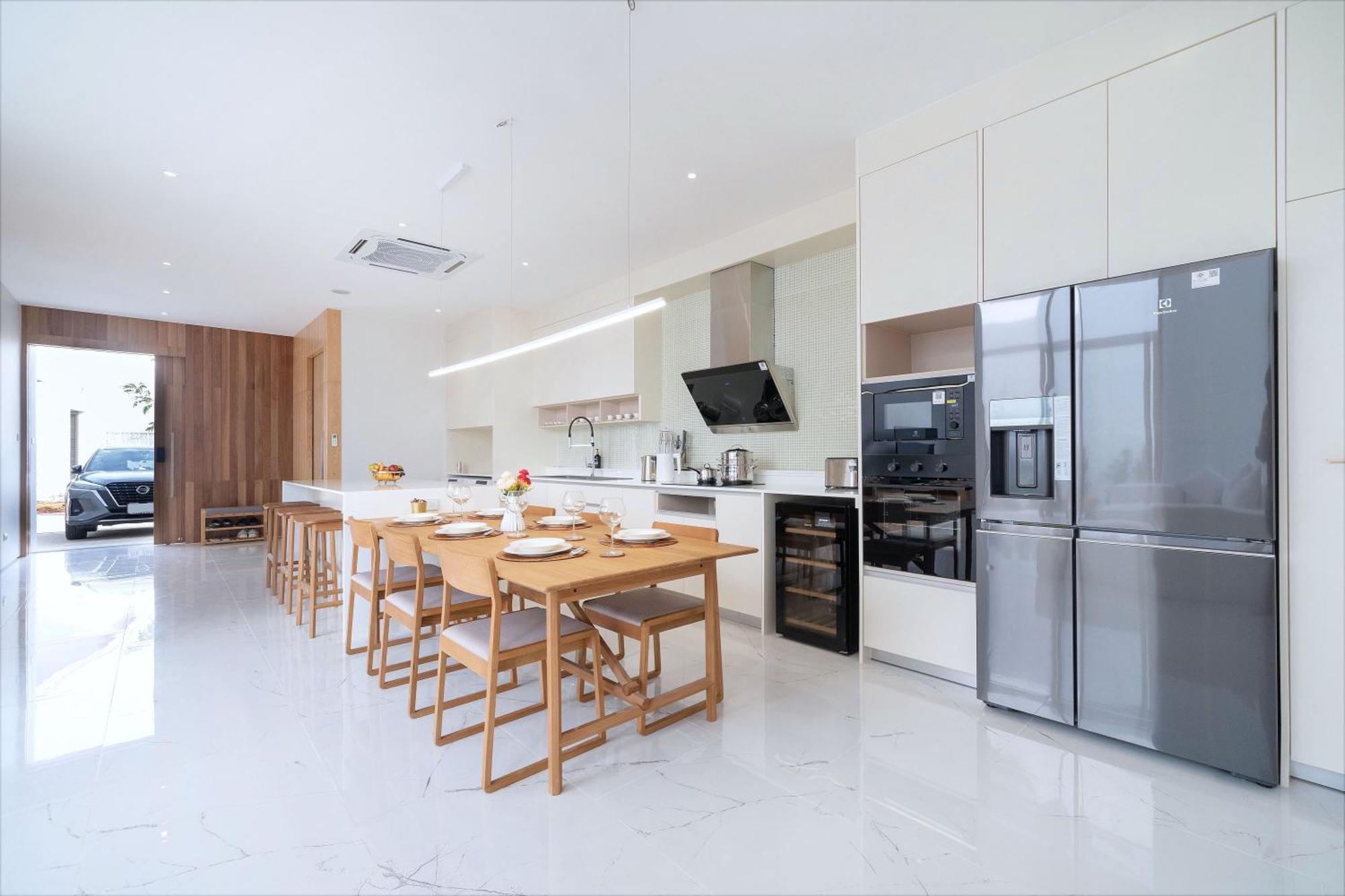 New Elegance & Tropical Luxury - 4br Pool In Lux Pride 2 V8 Residence, Near Laguna *