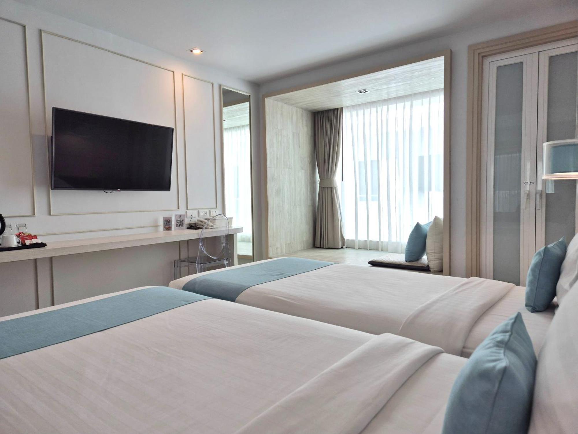 Hotel The Bloc Phuket - Sha Extra