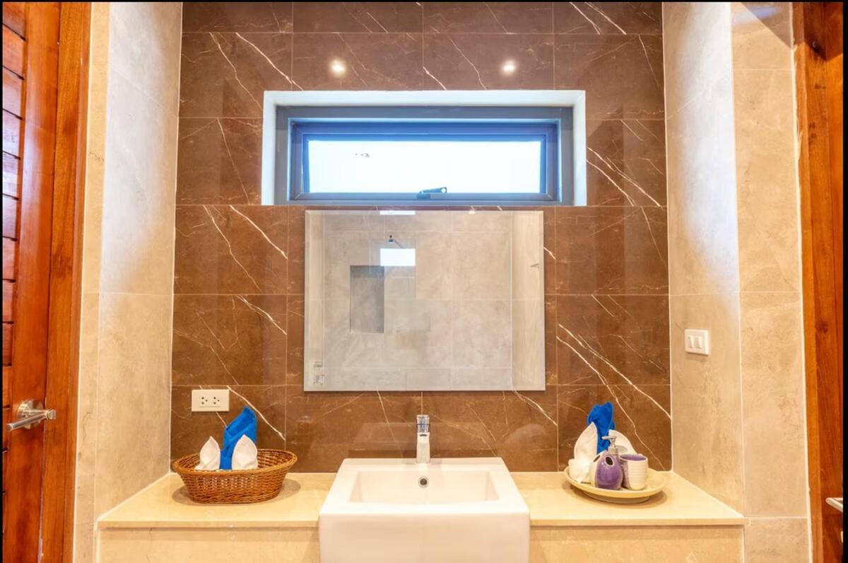 Villa Beautiful 5br Pool Walking Distance To Bangtao And Catch Club