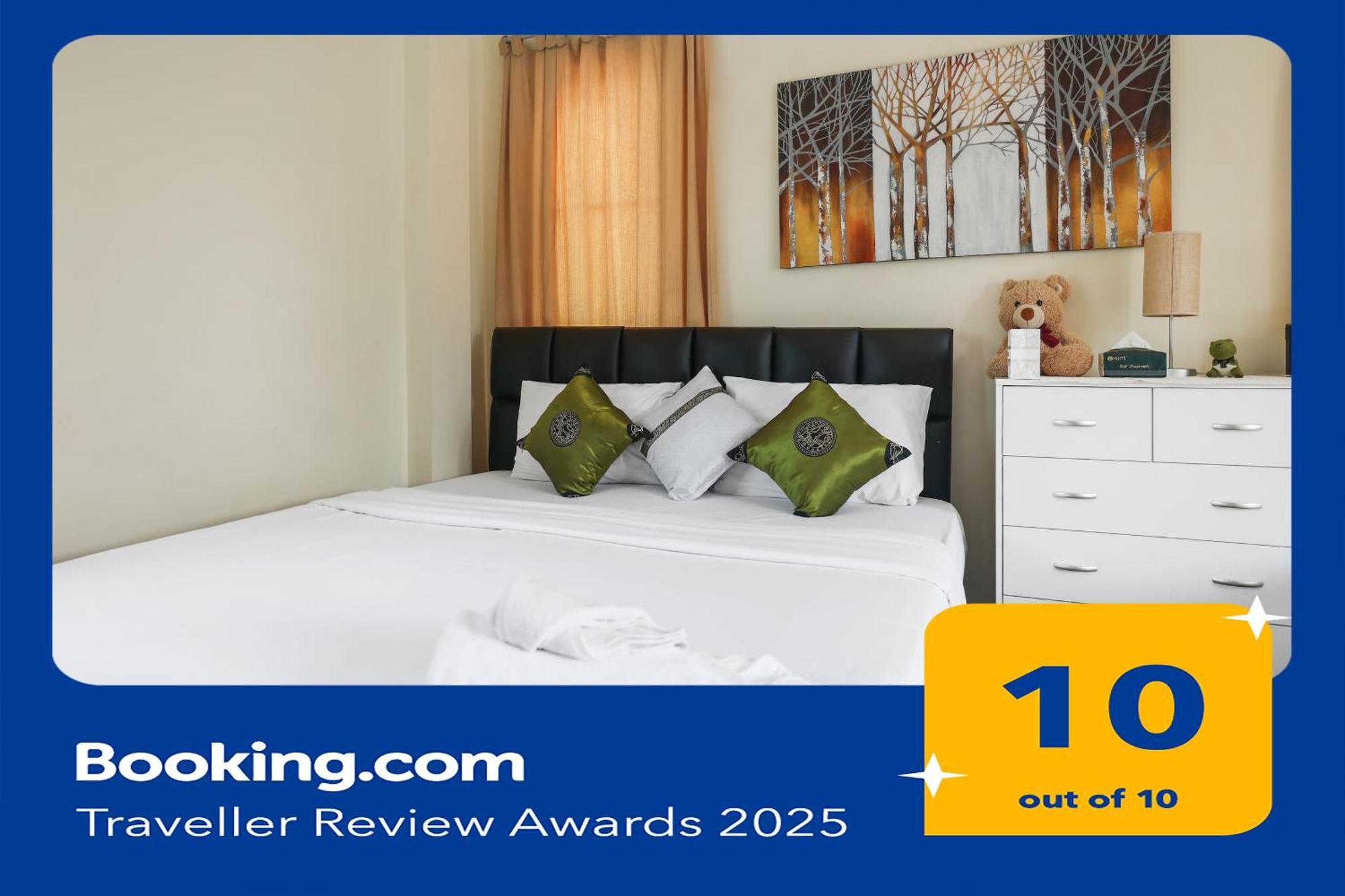 Phuket-chalong 3-bedrooms 240m2 Private Xlarge Family Chalong