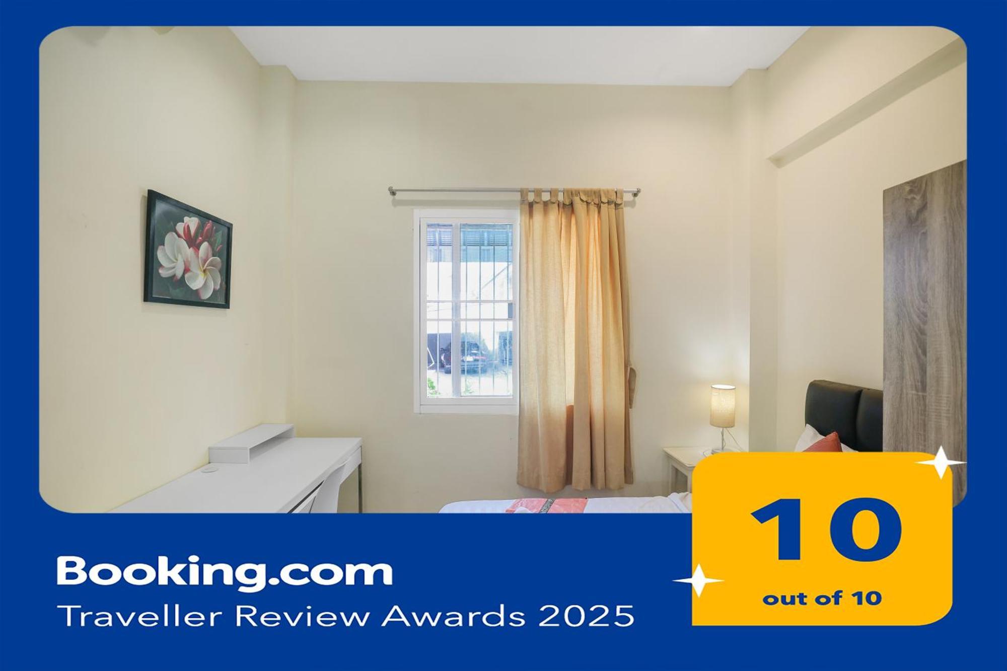 Phuket-chalong 3-bedrooms 240m2 Private Xlarge Family Villa Chalong