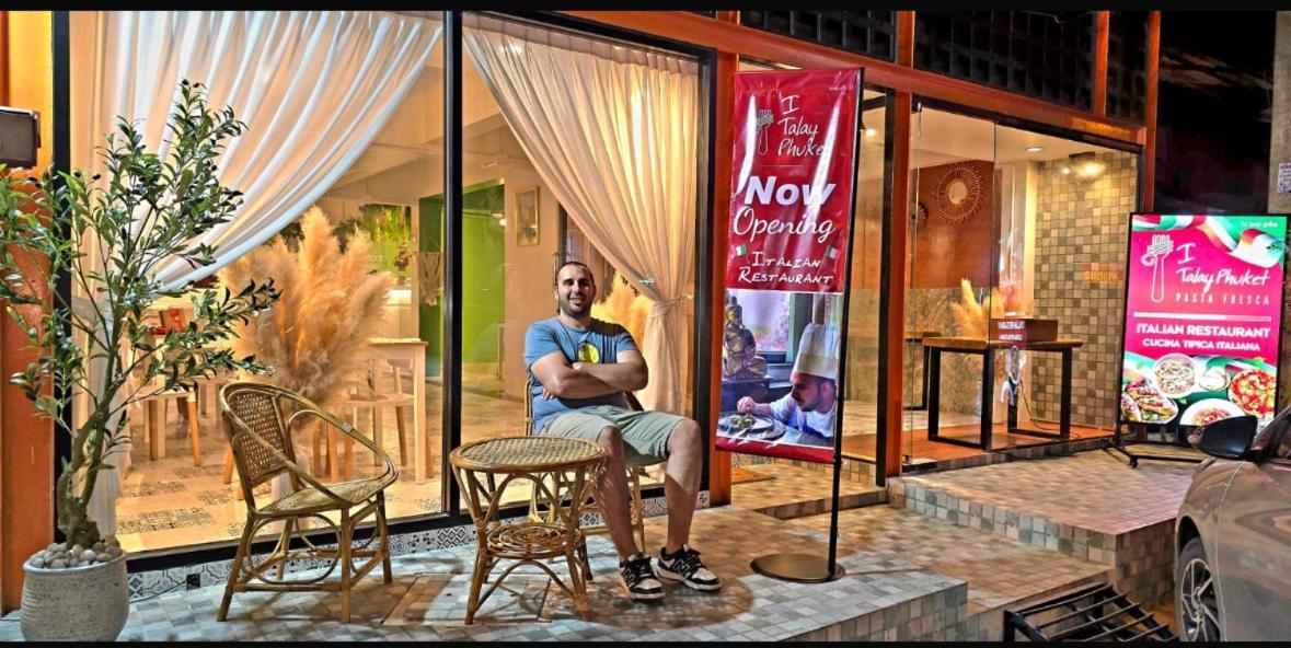 I Talay Phuket Katil
