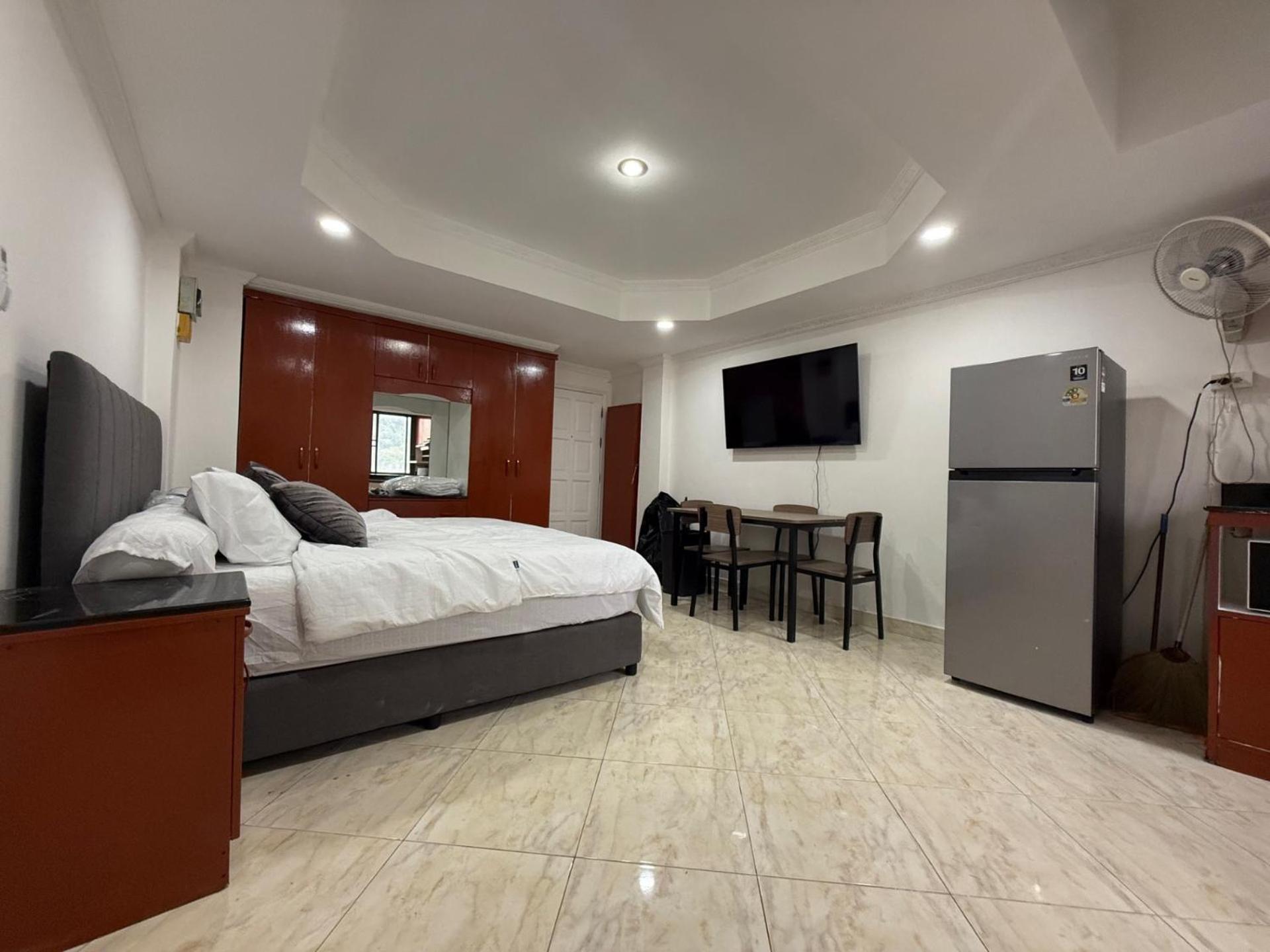 Condotel - 8th Floor - 28 Sqm - King Bed, Kitchen, Private Bathroom, Seating Area, Tv With Free Wifi, Walking Distance To The Appartement Patong