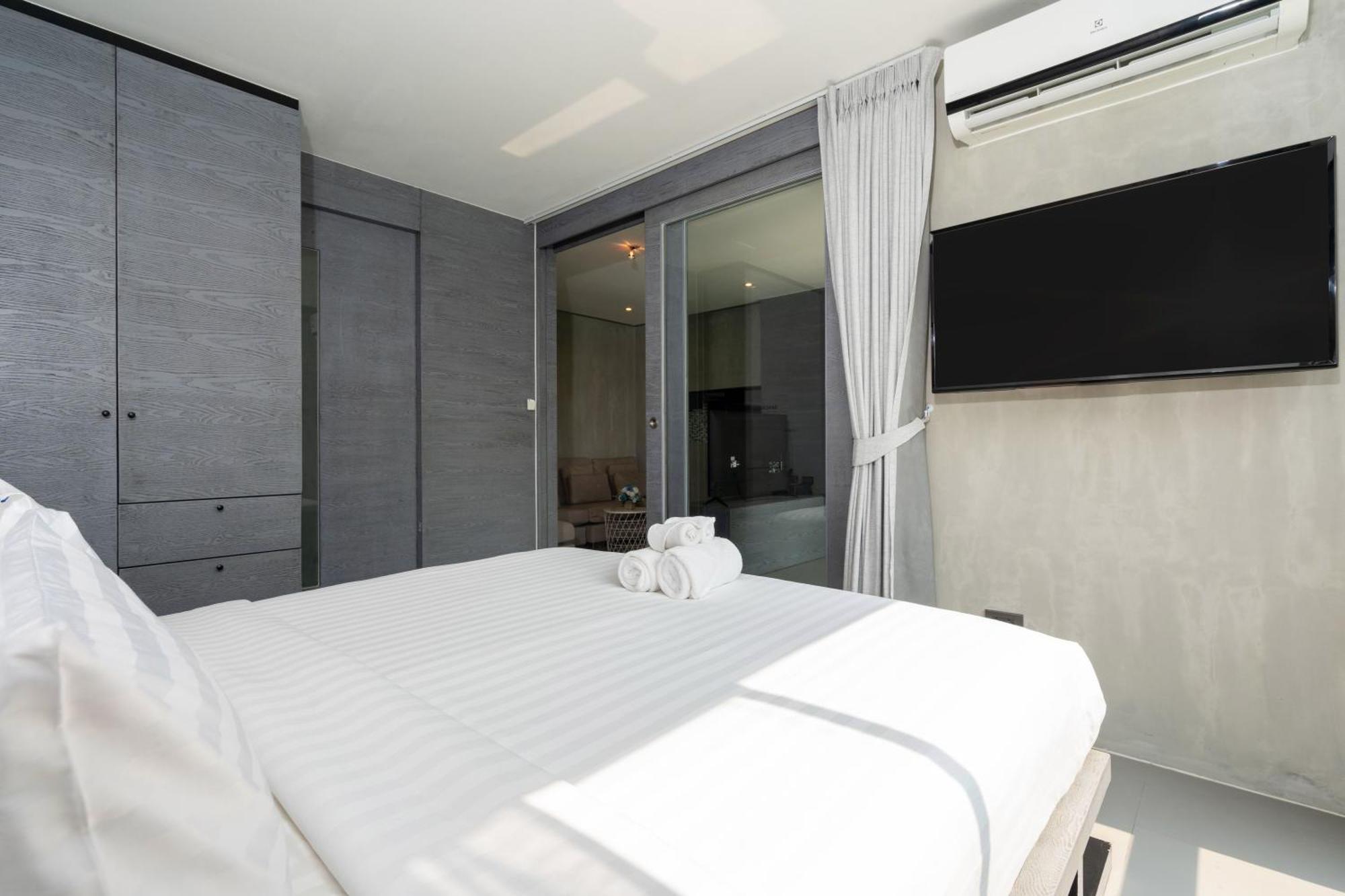 Tropical Pool View 2 Bedroom B207-8 In Citygate Kamala Beach