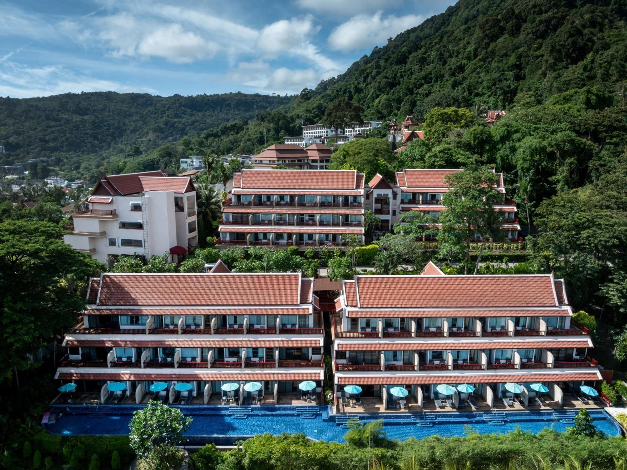 Novotel Phuket - Sha Plus Hotel
