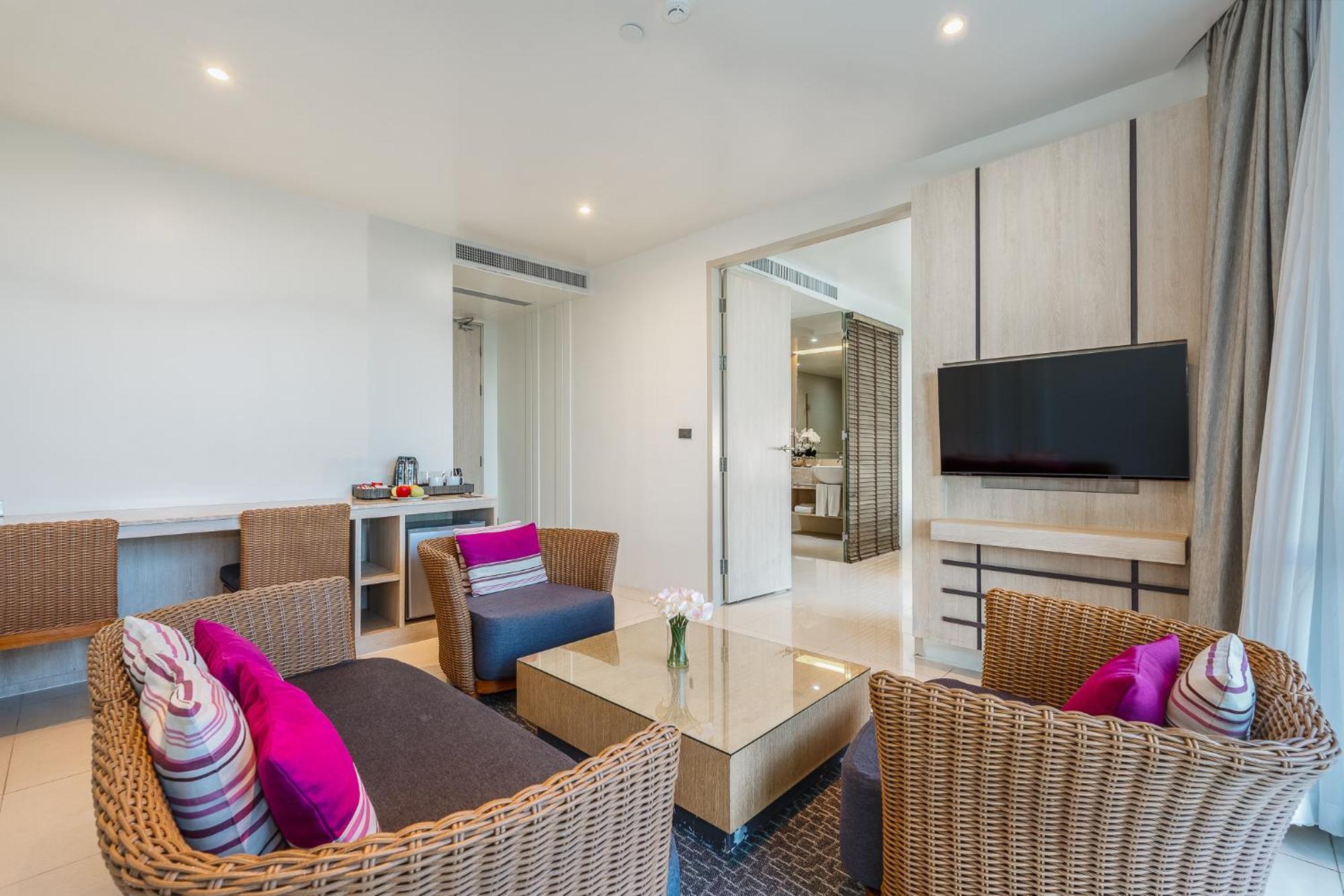 Splash Resort, Maikhao Phuket 5* Mai Khao