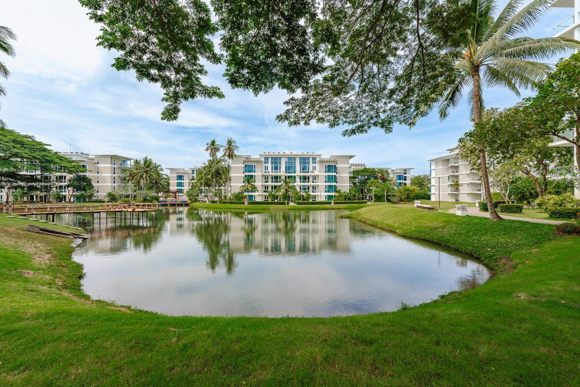 Splash Resort, Maikhao Phuket 5* Mai Khao