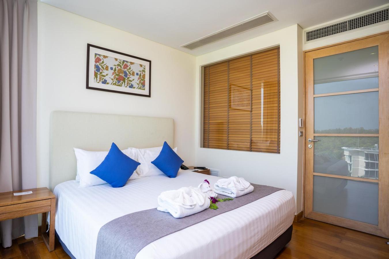 Splash Resort, Maikhao Phuket Resort Mai Khao
