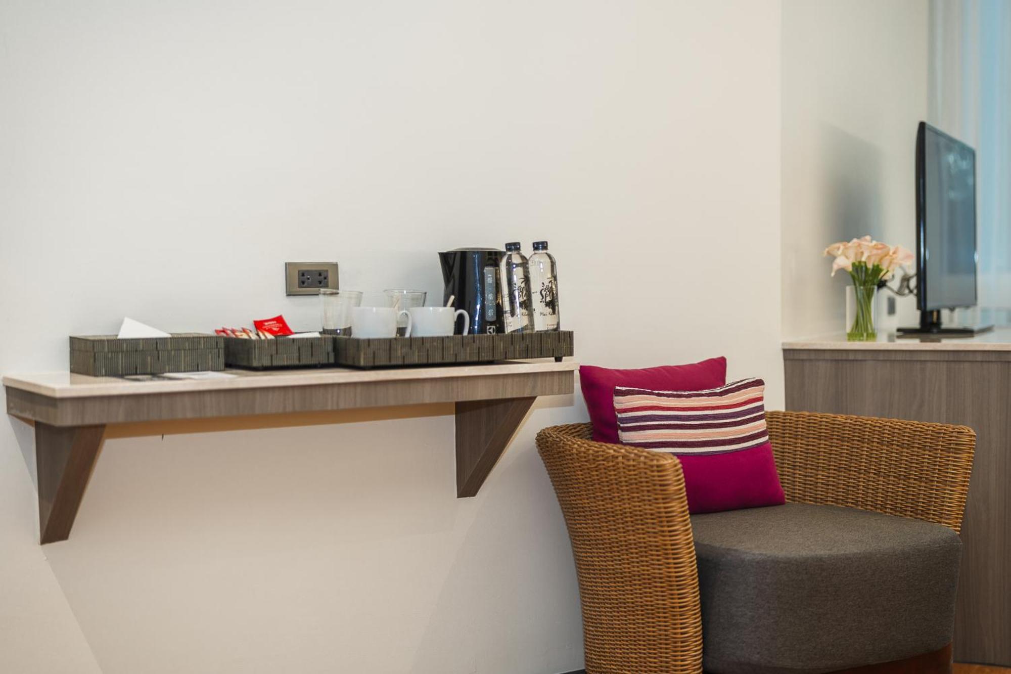 Splash Resort, Maikhao Phuket 5* Mai Khao