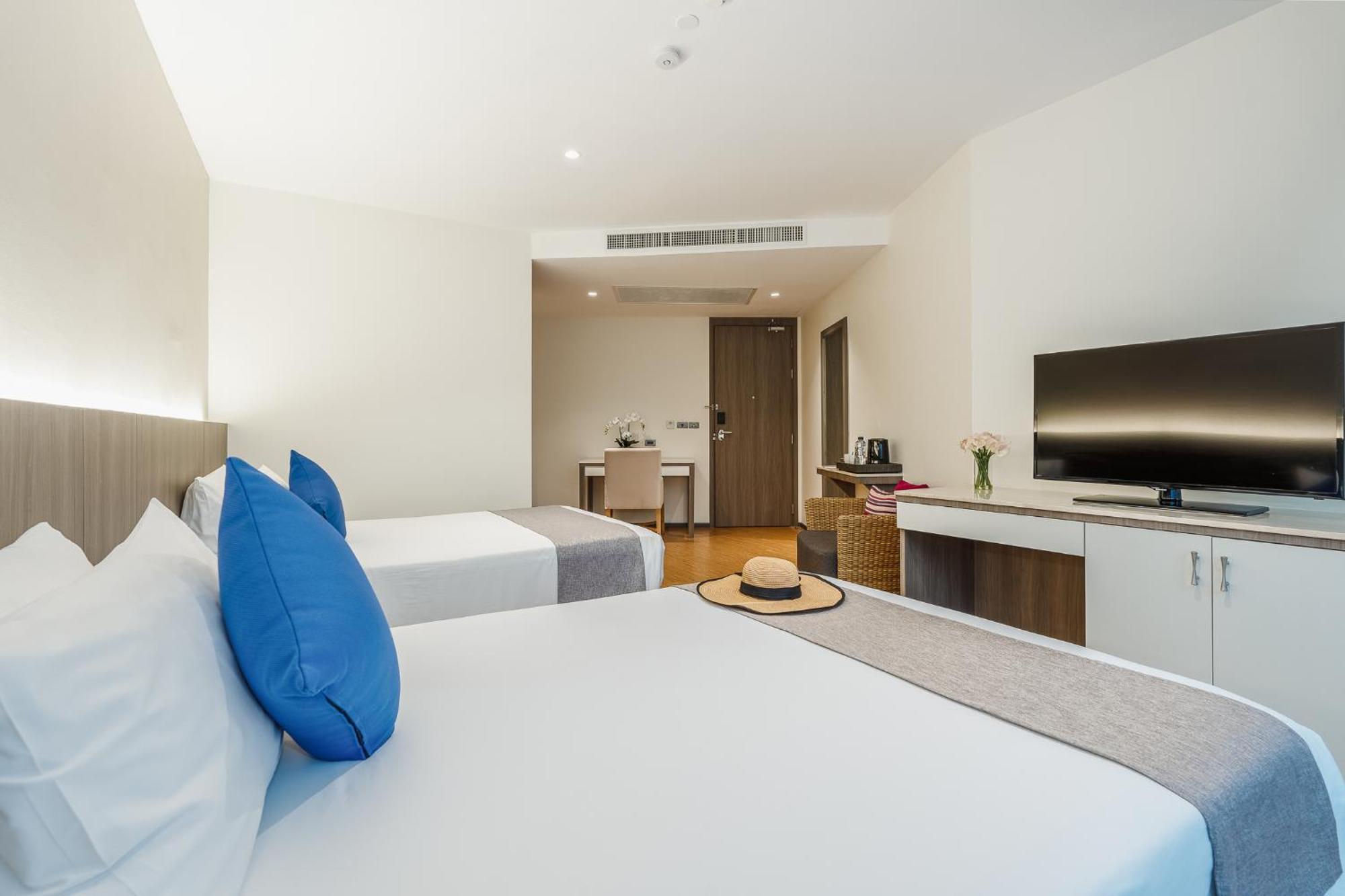 Splash Resort, Maikhao Phuket Resort