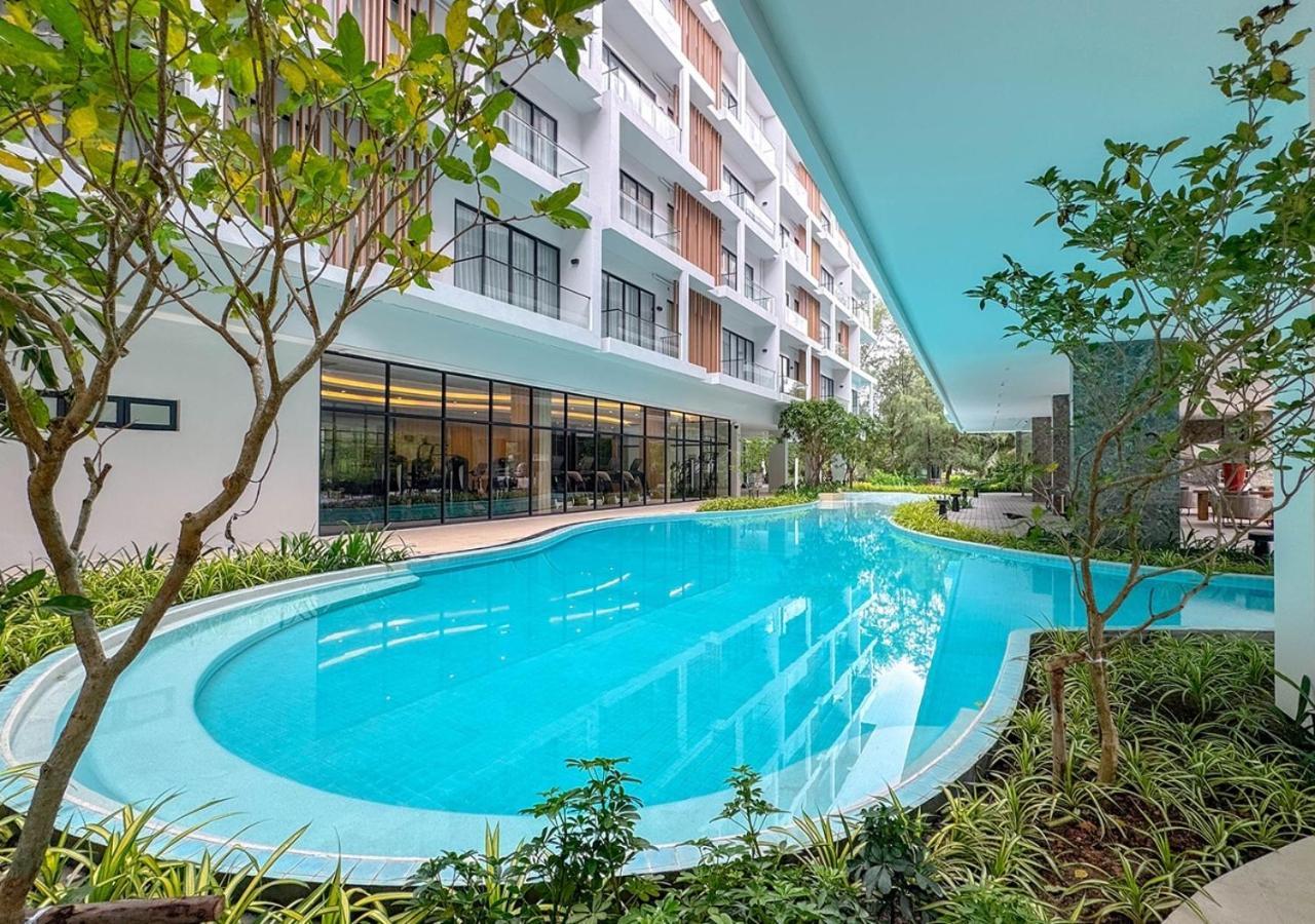Laya Phuket Island Resort Layan Beach (Phuket)