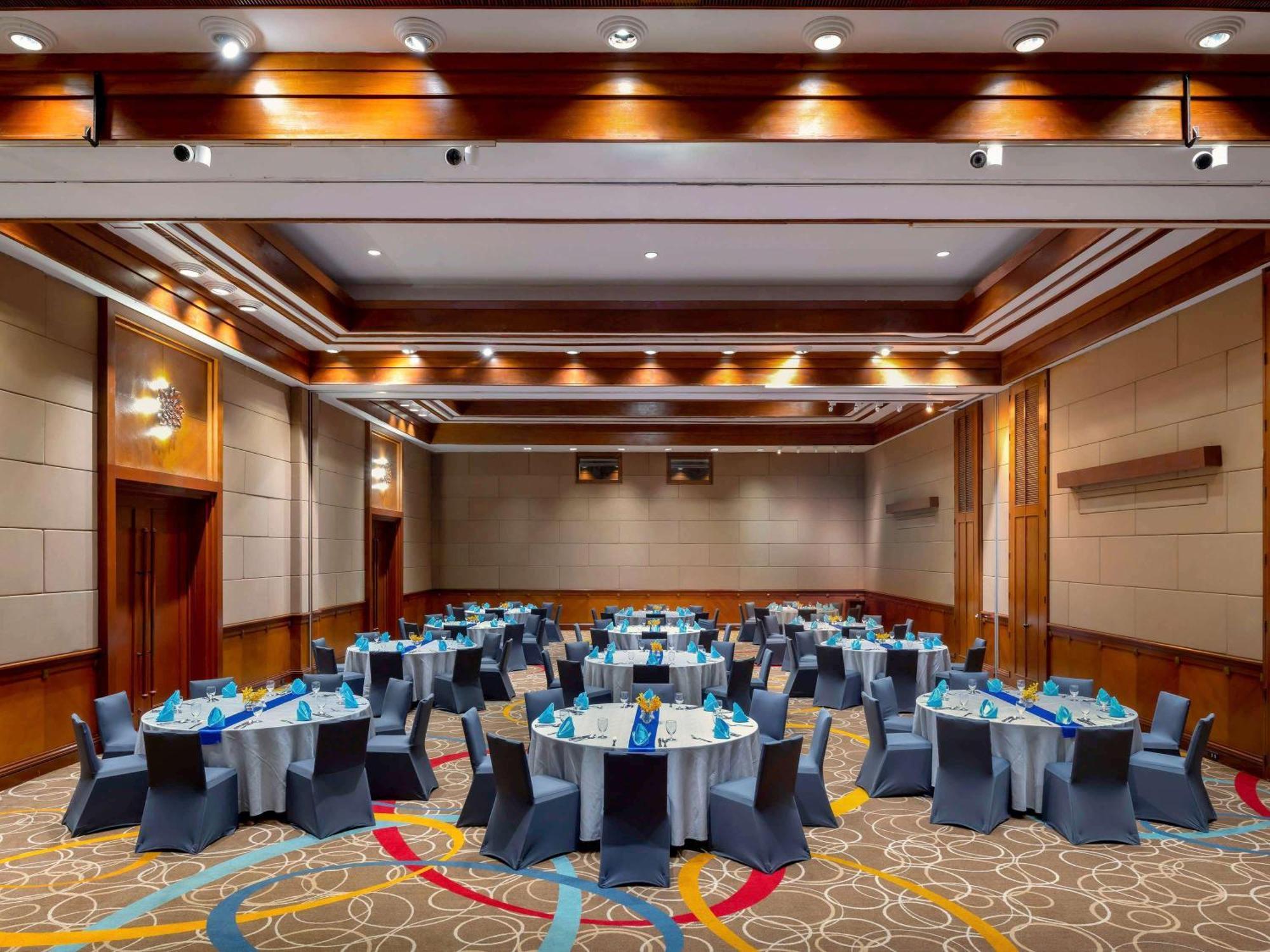 Novotel Phuket - Sha Plus Hotel 4*