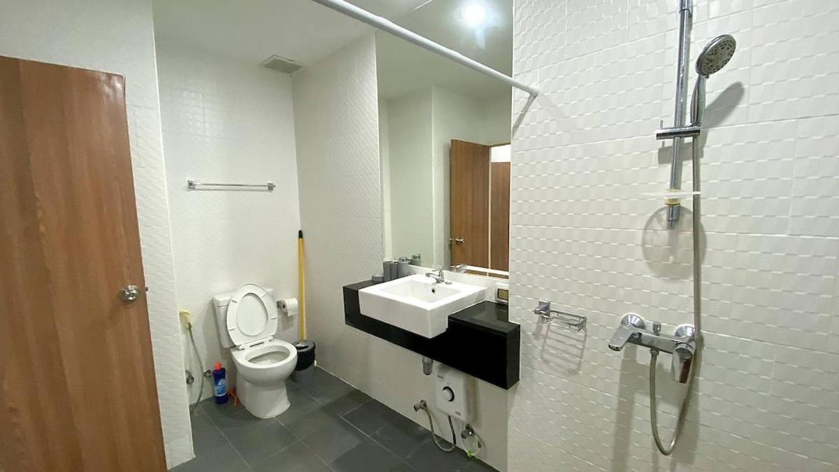 Sea View Chic Apartment Karon