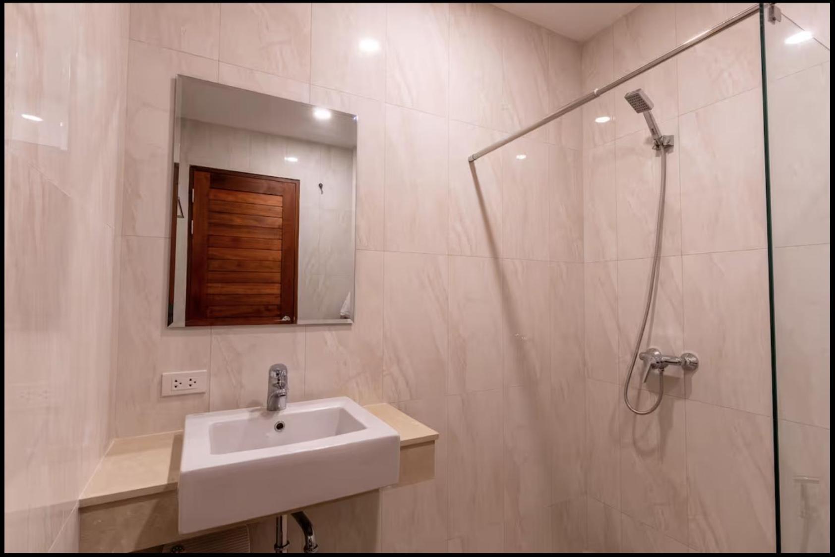 Beautiful 5br Pool Walking Distance To Bangtao And Catch Club Thalang