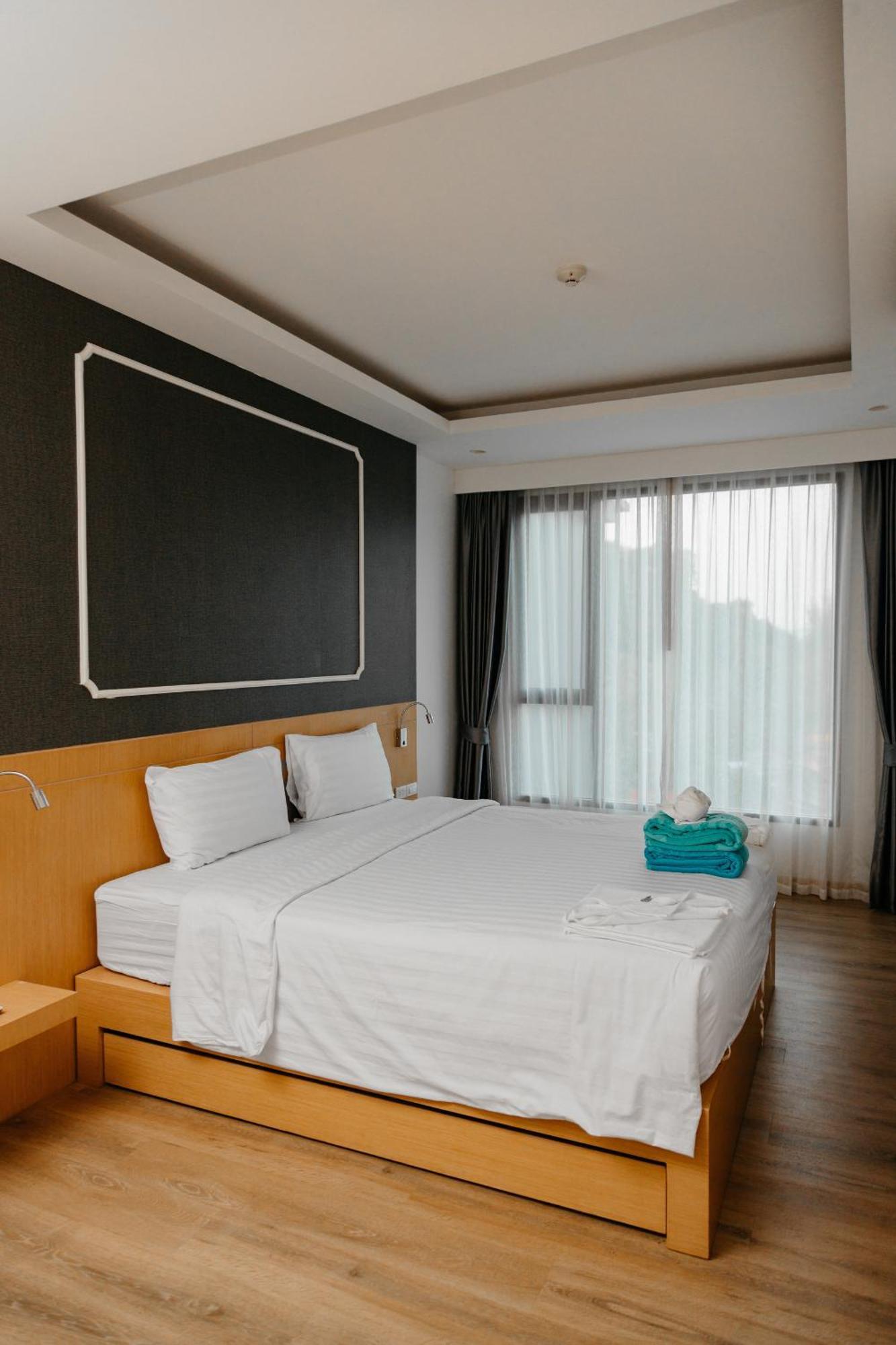 Aristo 2 Phuket, Surin Beach (Phuket)