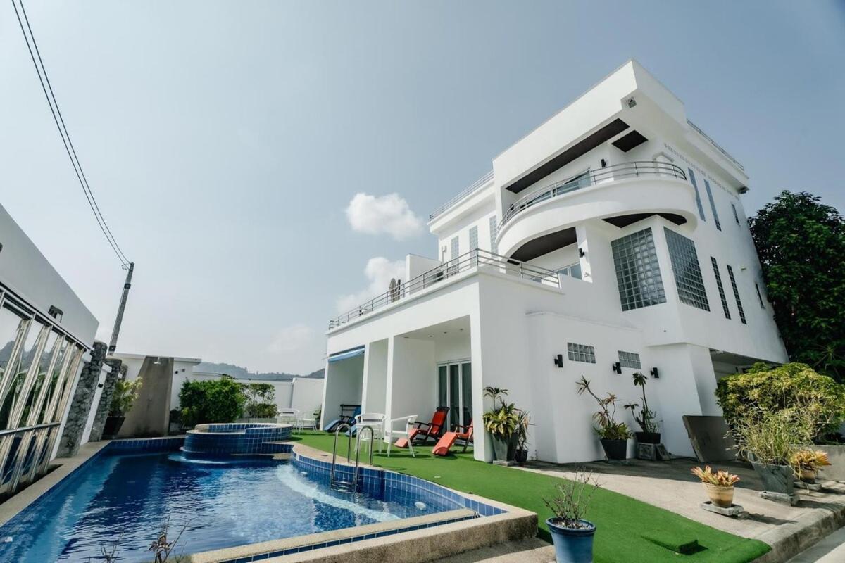 Villa Skyfall Pool In Rawai