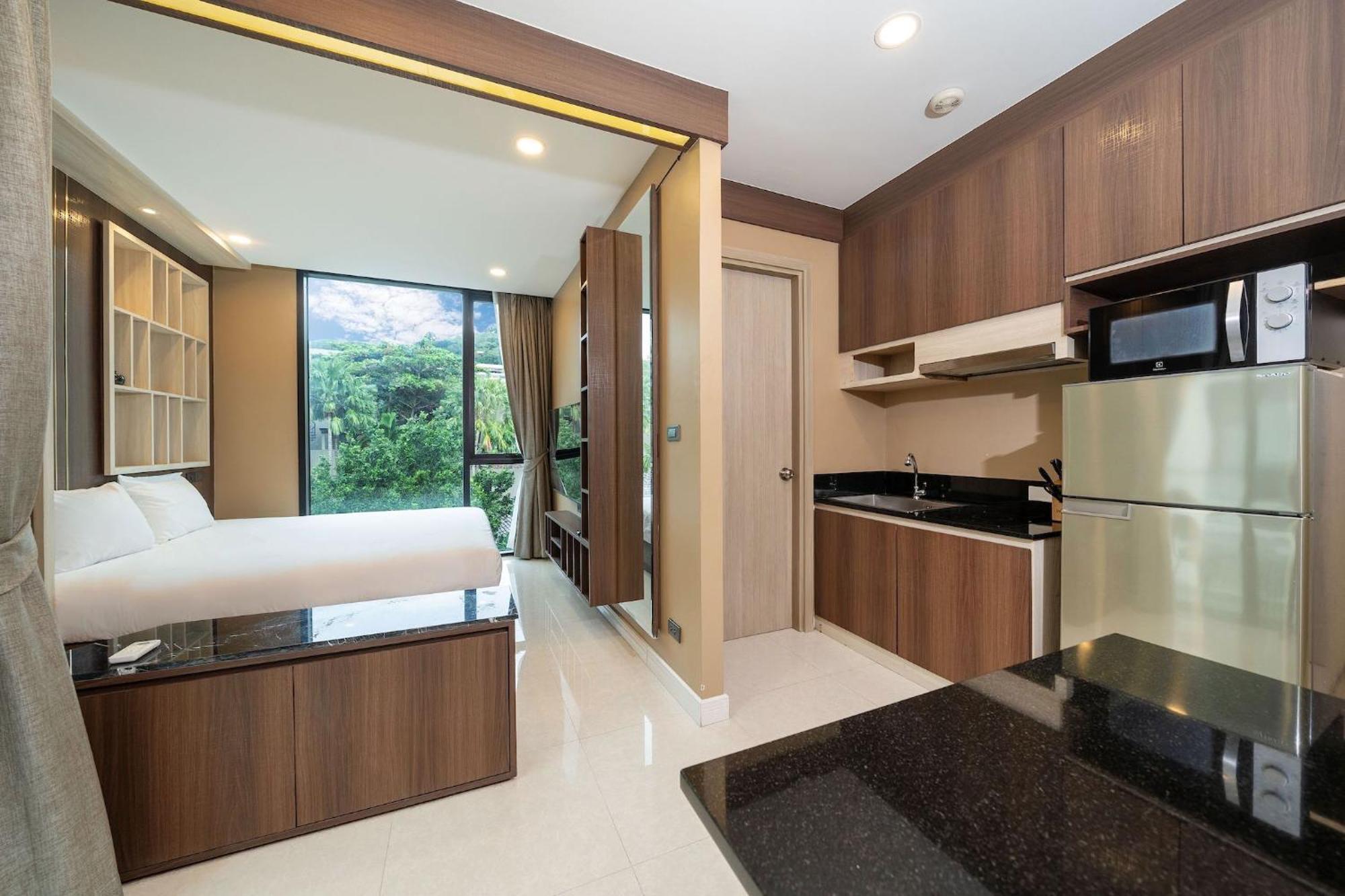 Viva B603, Freedom Patong