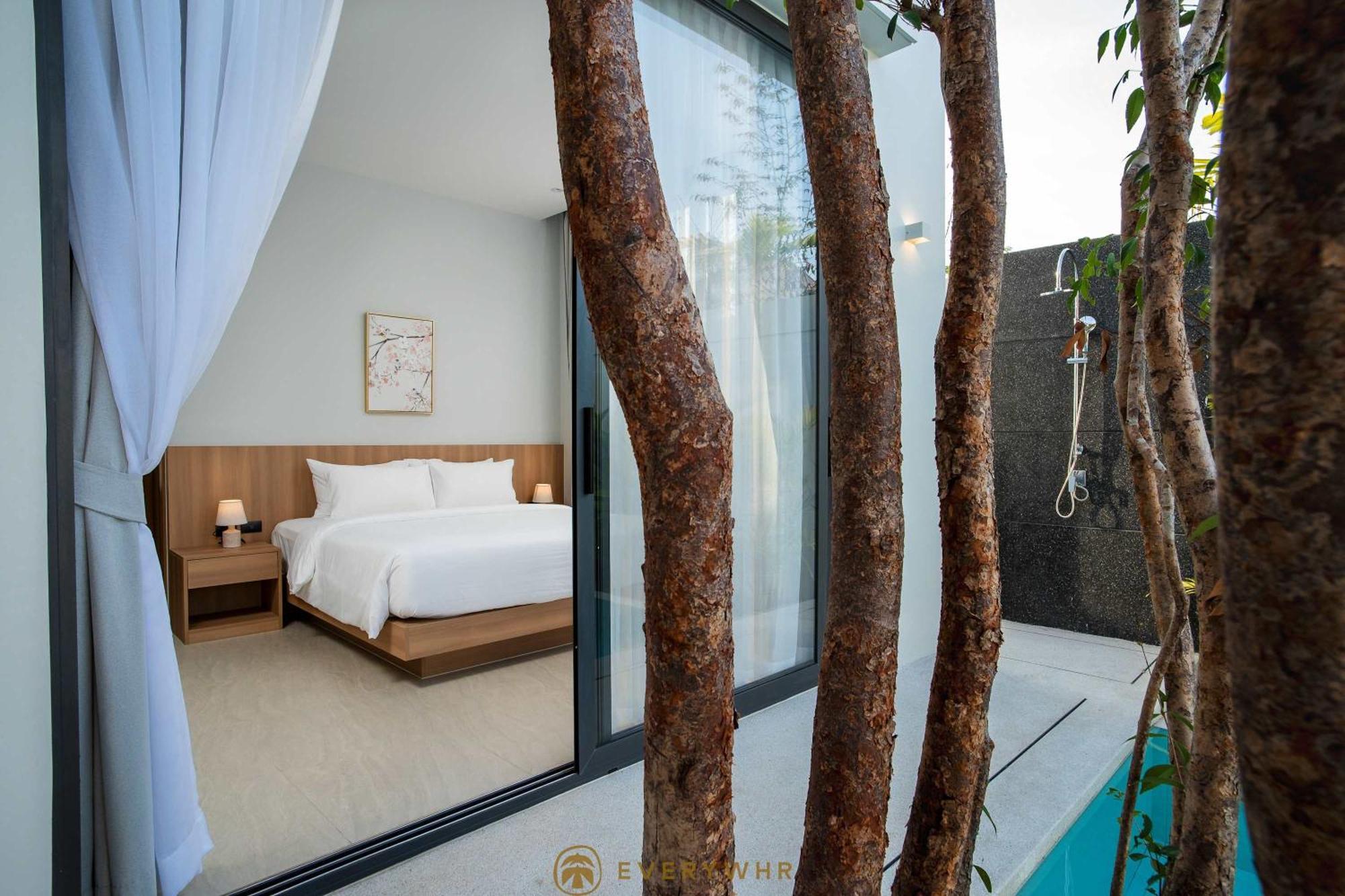 Villa Nayara - Sophisticated 4br Getaway With Private Pool And Concierge