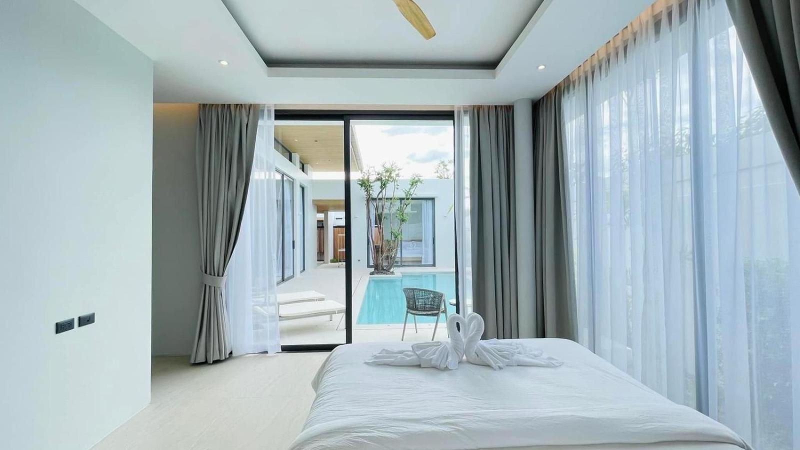 Villa Azura - Serene 4br Escape With Private Pool And Concierge *