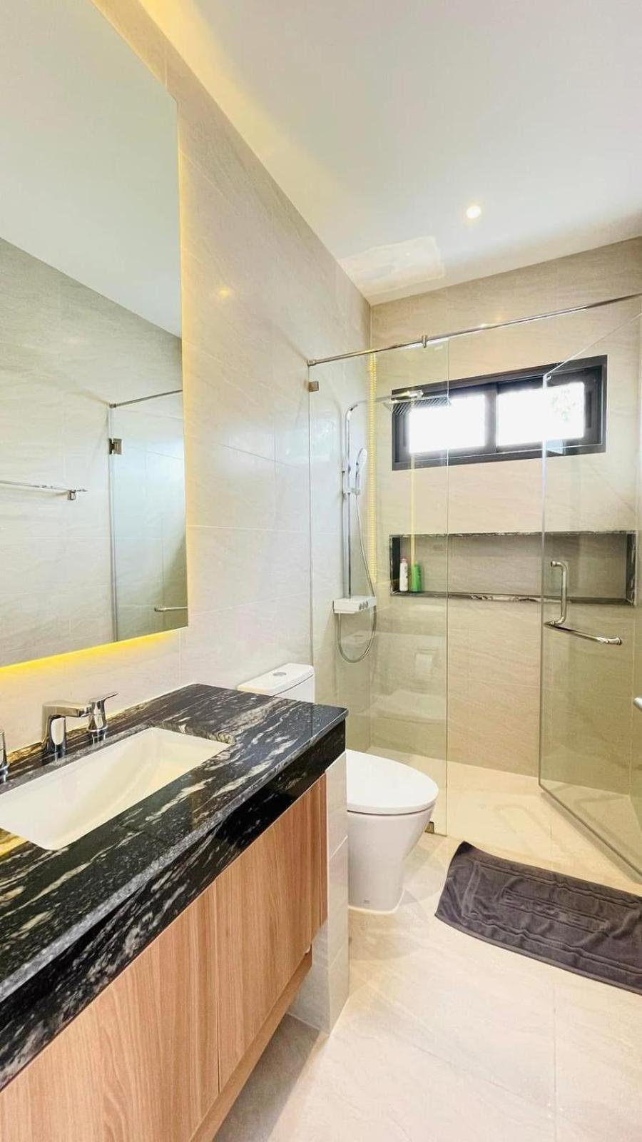 Azura - Serene 4br Escape With Private Pool And Concierge *