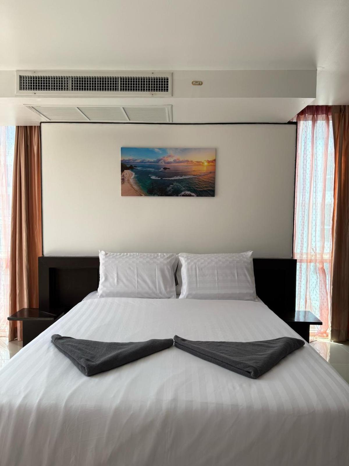 The Kris Residence Aparthotel *
