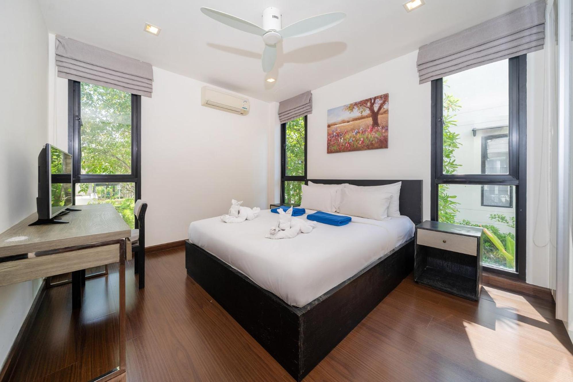 Phuket With Rooftop Pool In Laguna Park Villa *