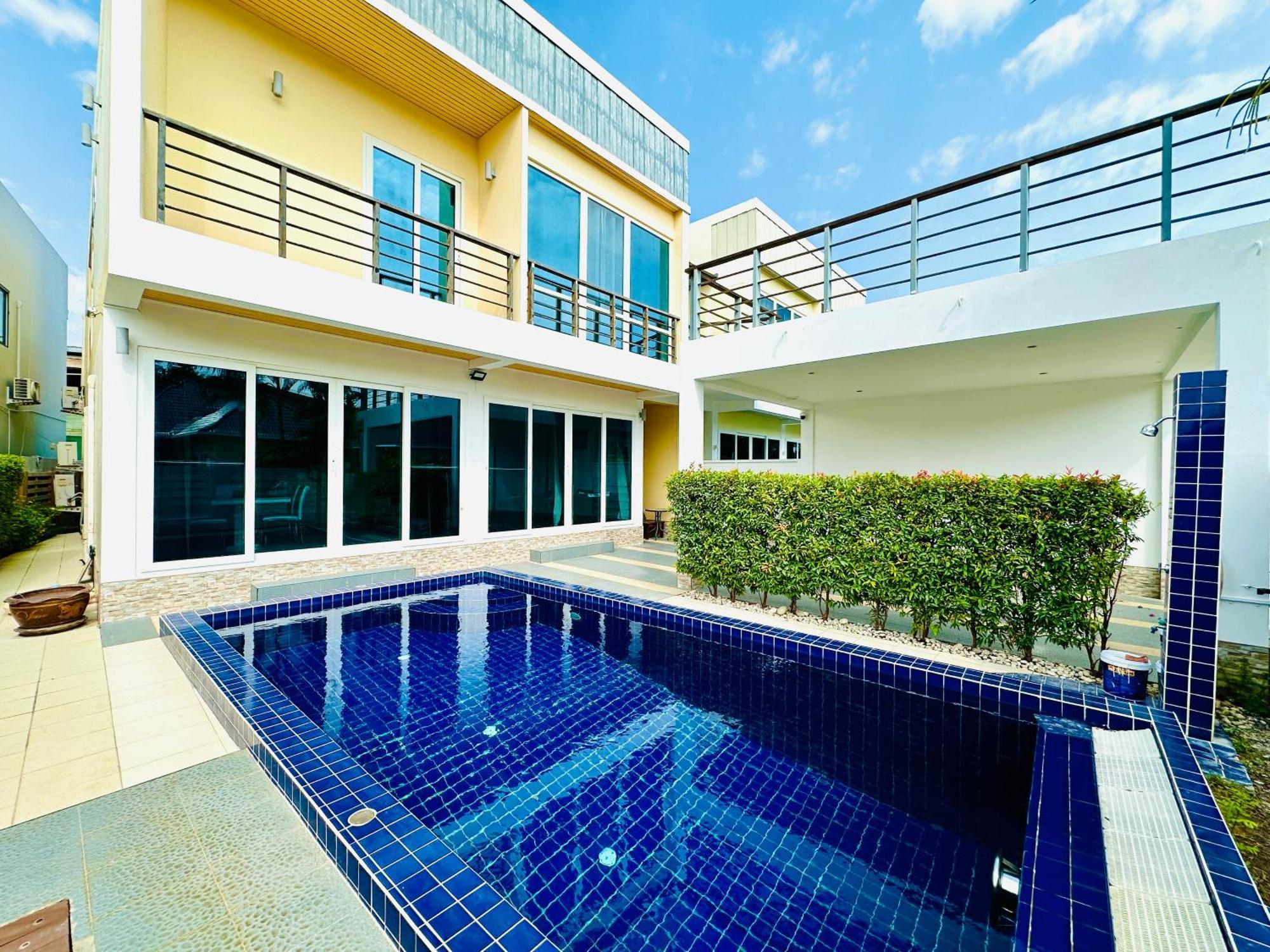 3bd & Pool - - Nai Harn Villa Rawai