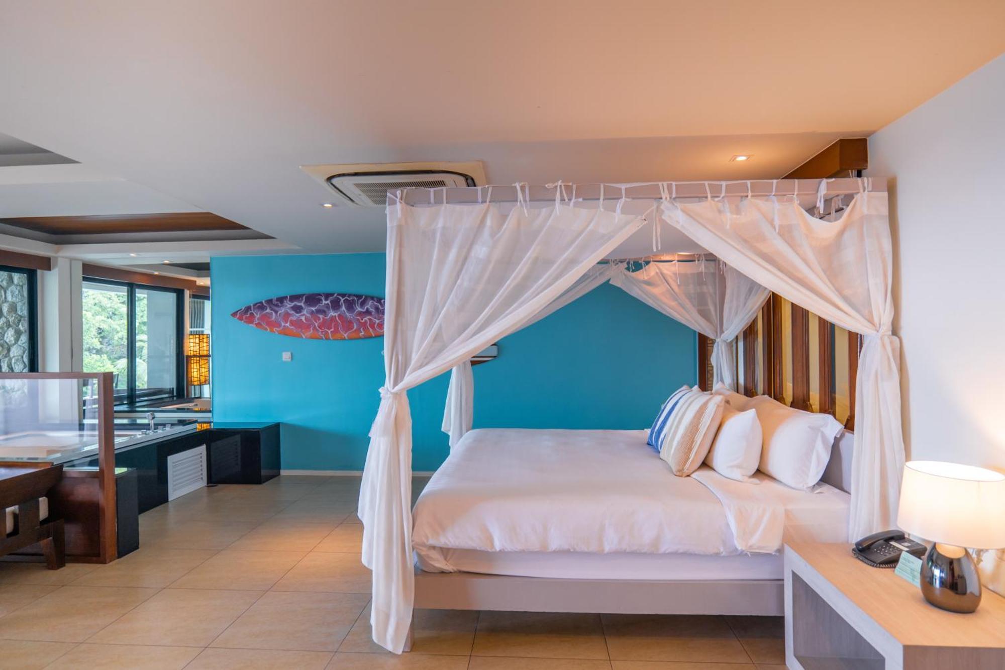 Resort Zenmaya Oceanfront Phuket, Trademark Collection By Wyndham 5*