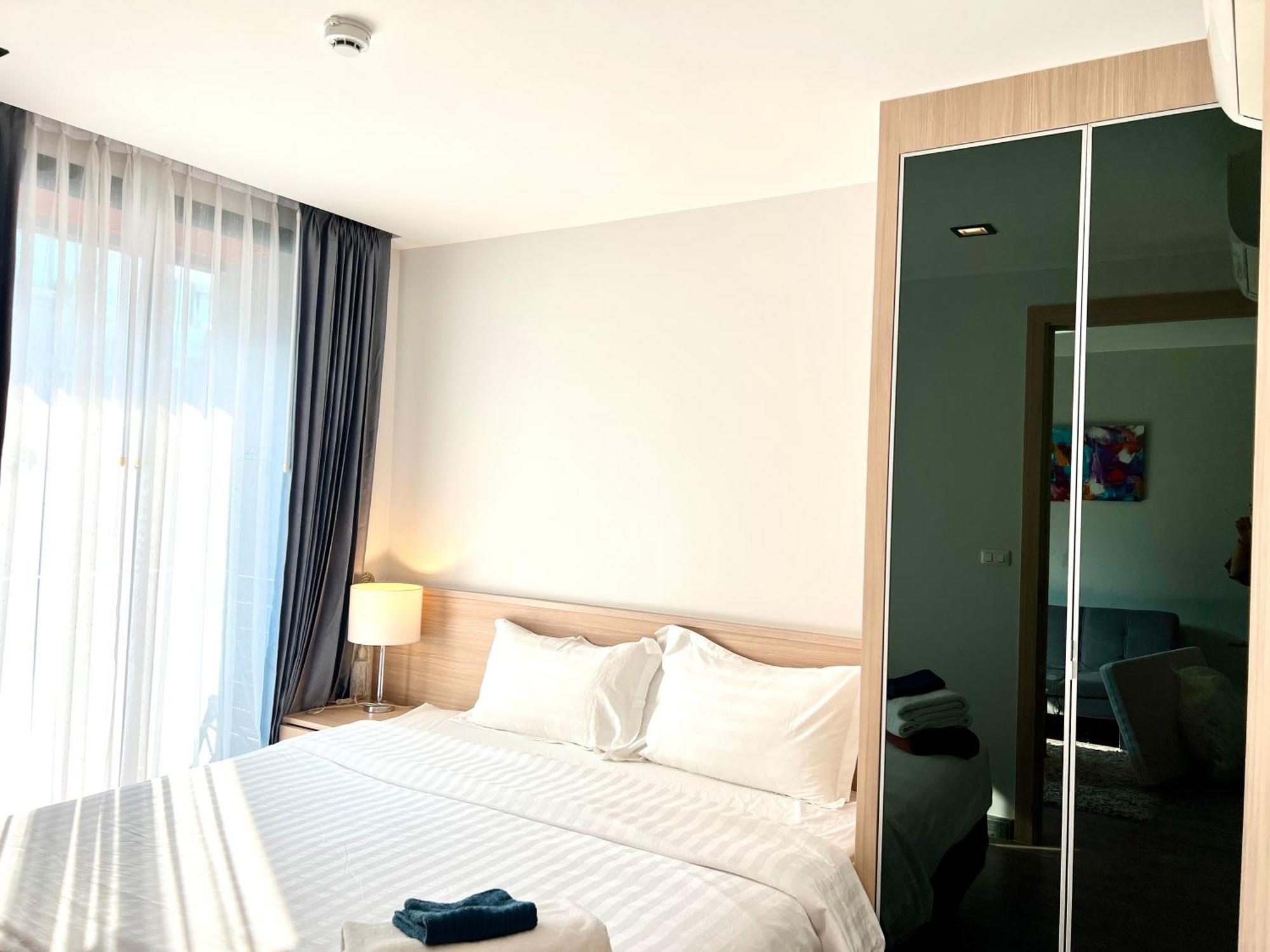 Aparthotel Modern Style 1br Close To