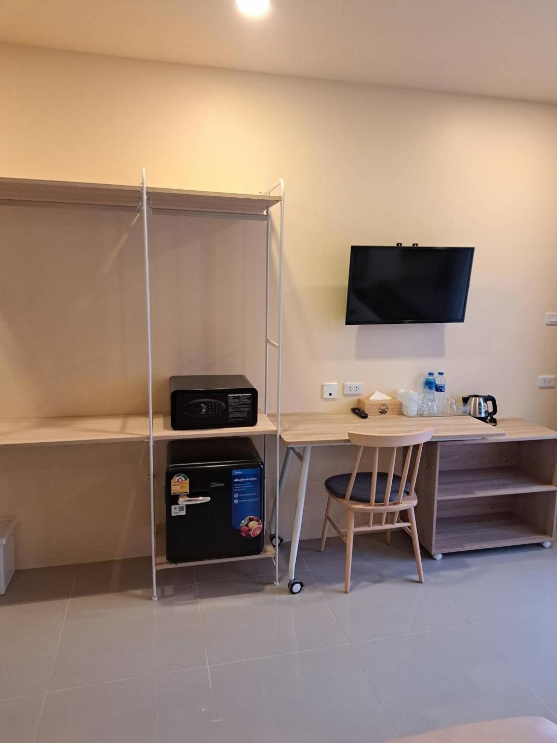 Hostel The Rock Comfort Patong