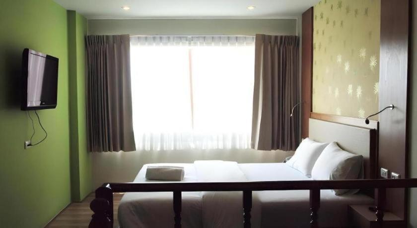 Ecozy Hotel