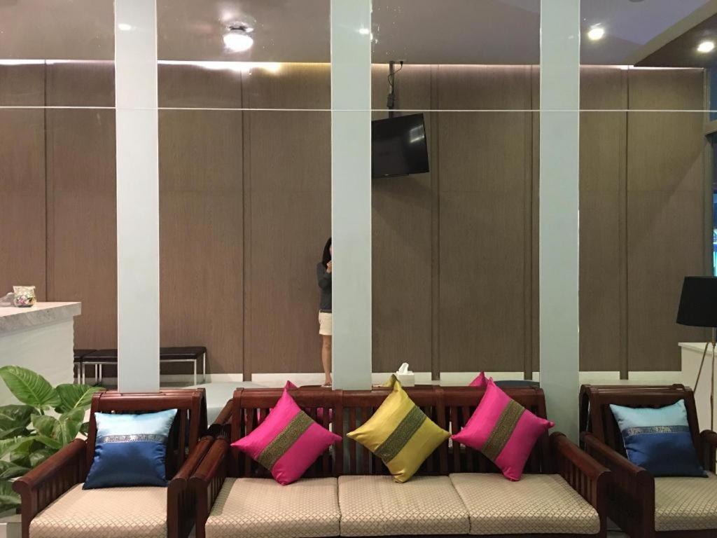 Hotel Elegancy Sansabai 3*