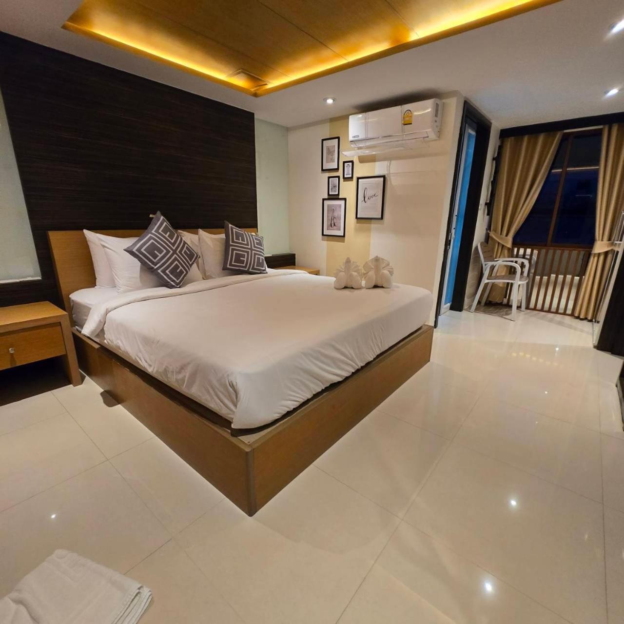Tt Naiyang Phuket 2*